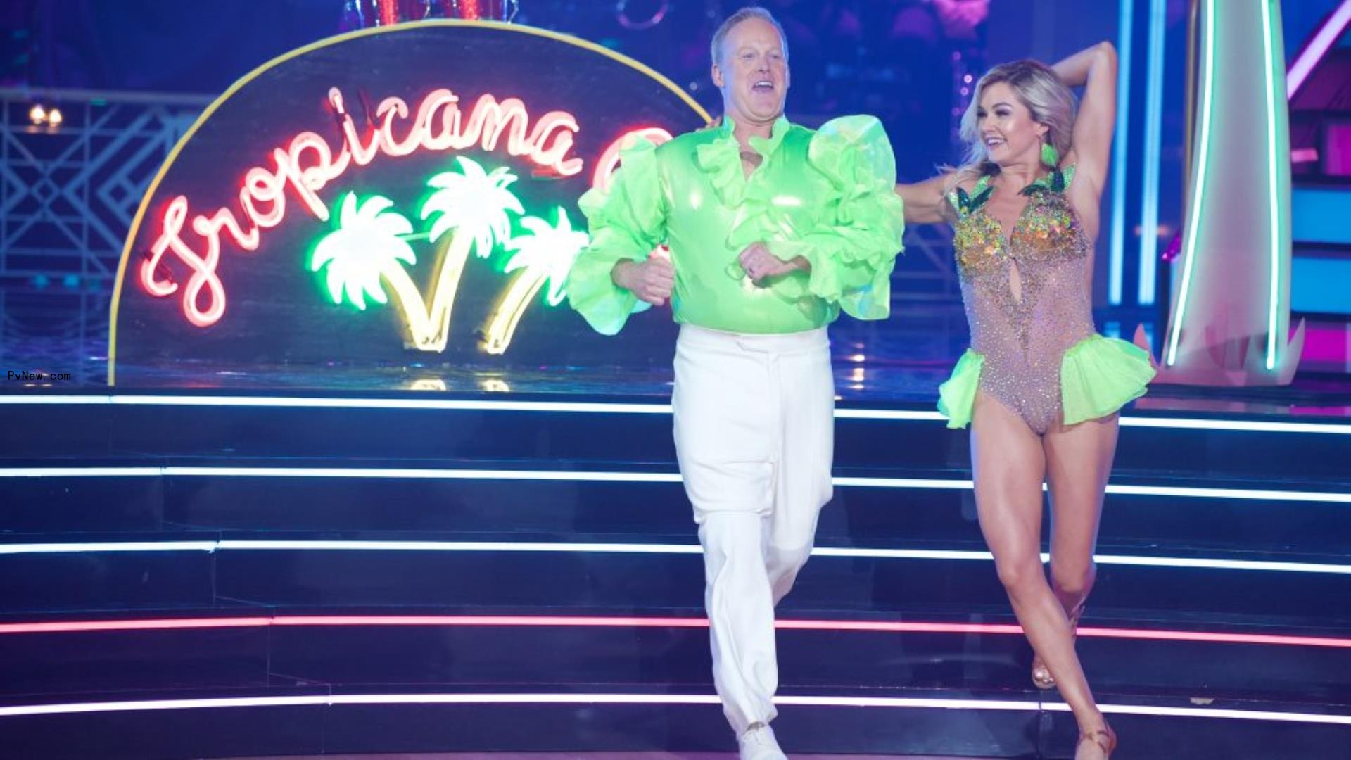 ‘Dancing With the Stars’ Producers Defend ‘Clickbait’ Casting, Including Co<i></i>ntroversial Figures Like Adrian Peterson: ‘People Make Mistakes’