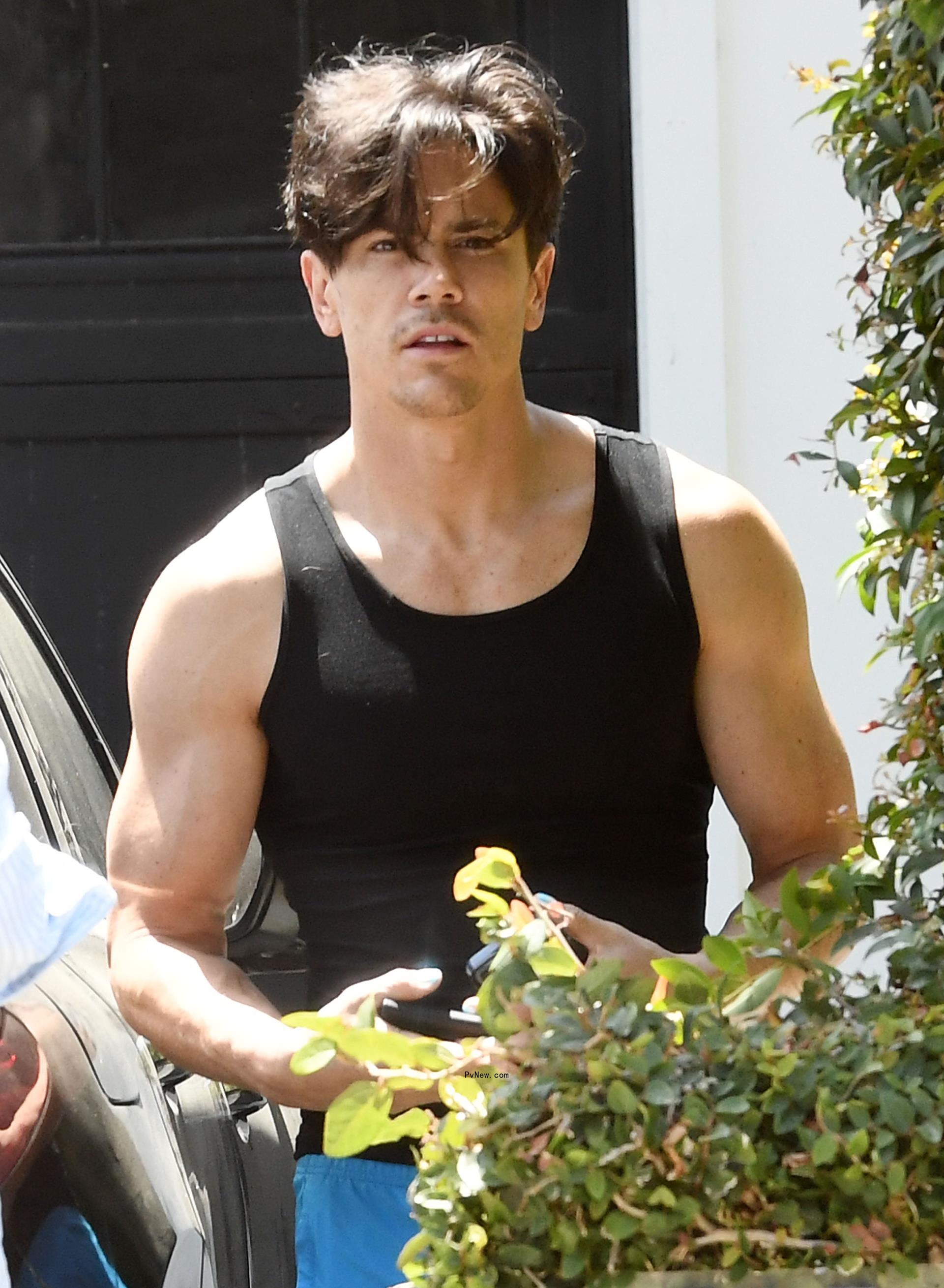 Tom Sandoval walking