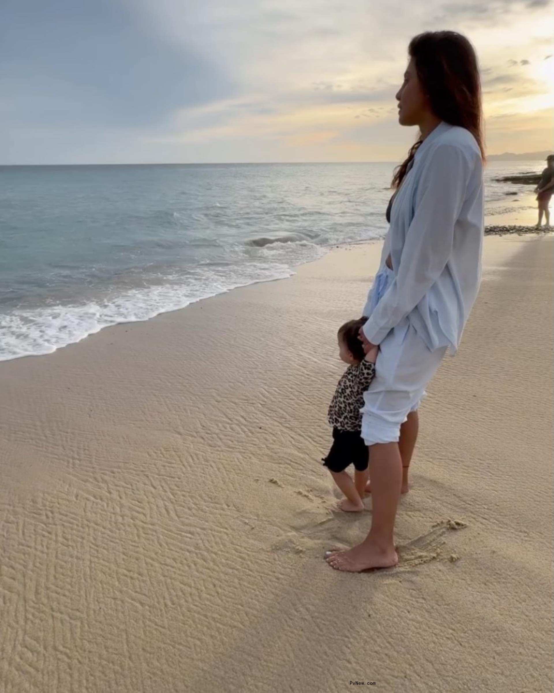 Priyanka Chopra and Nick Jo<i></i>nas with daughter Malti