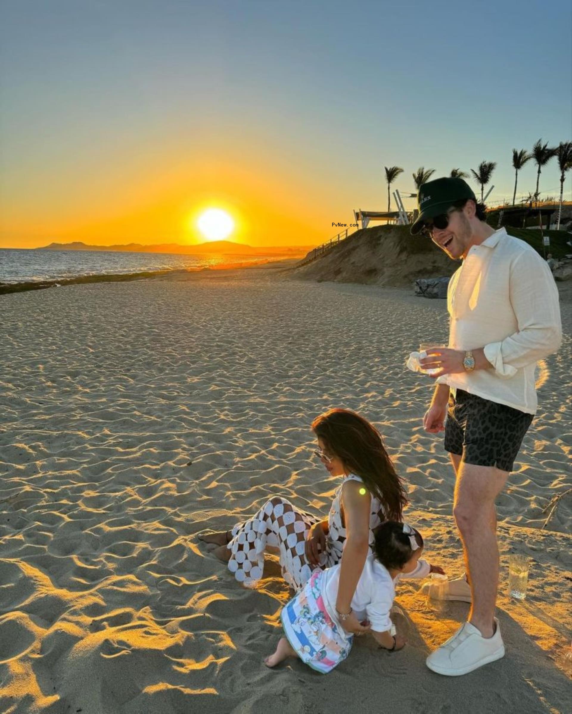 Priyanka Chopra and Nick Jo<i></i>nas with daughter Malti
