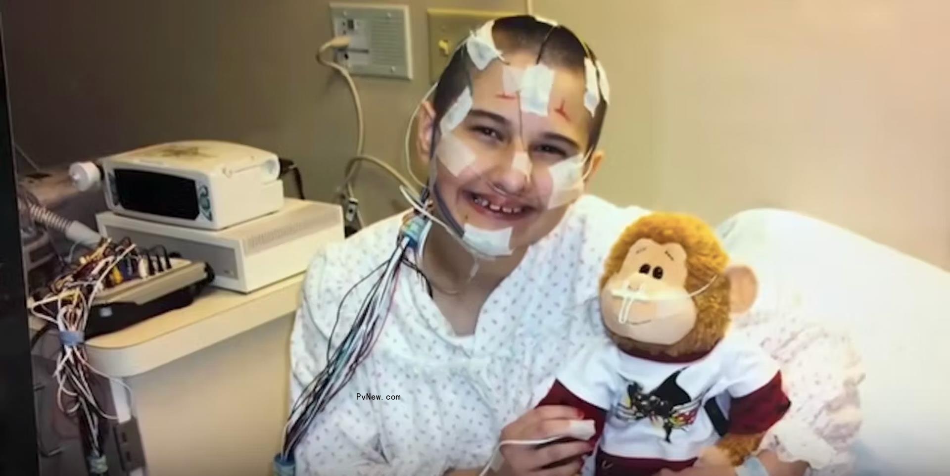Gypsy Rose Blanchard in a hospital room.