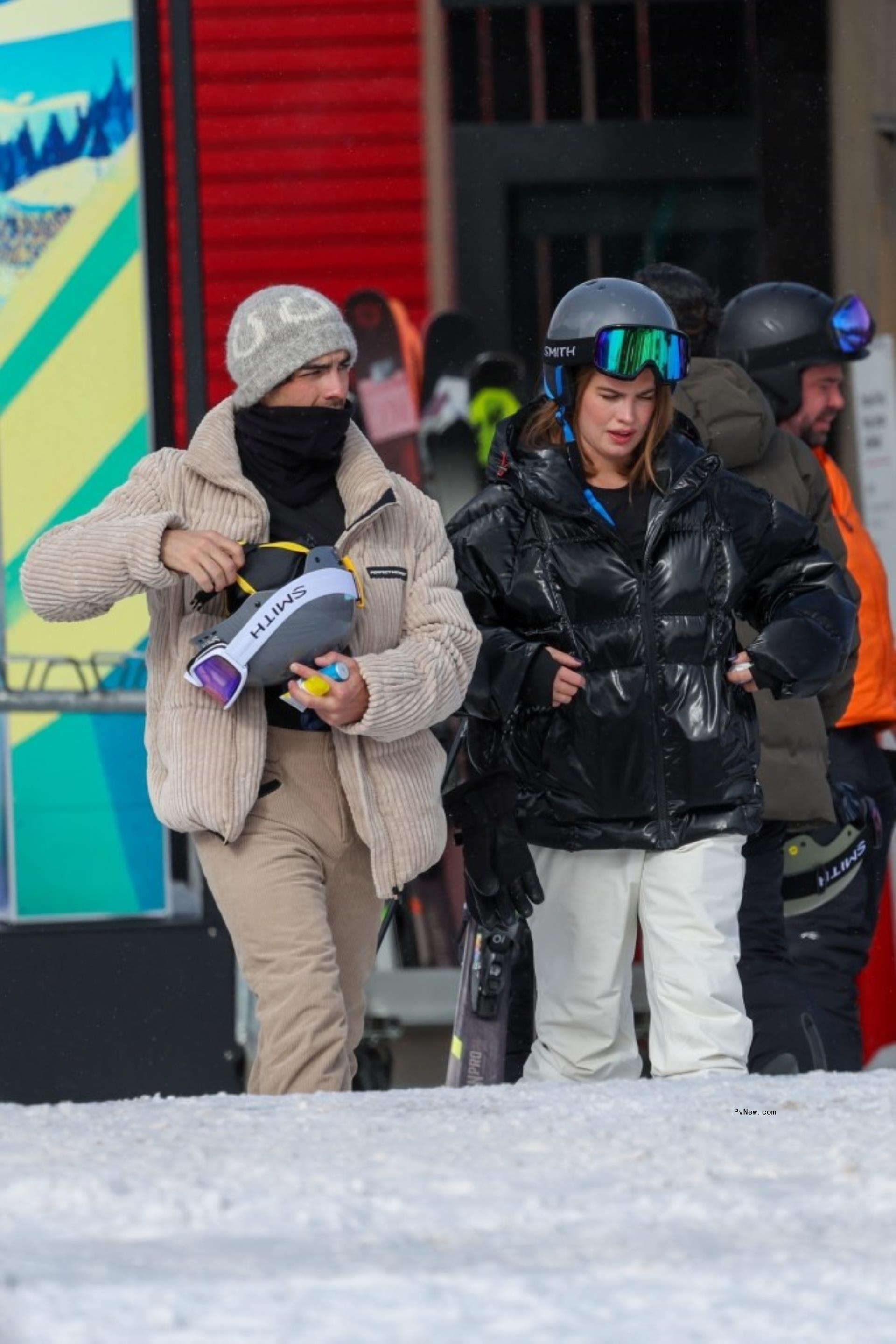 Joe Jo<i></i>nas and Stormi Bree