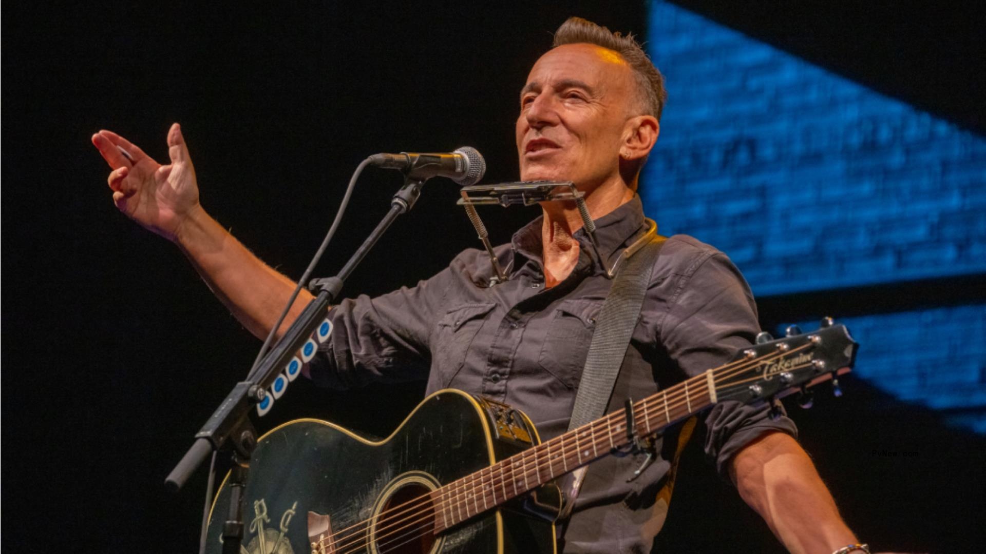 Bruce Springsteen Tops 2021’s (Nearly All-White Male) Highest-Paid Musicians List With $590 Million