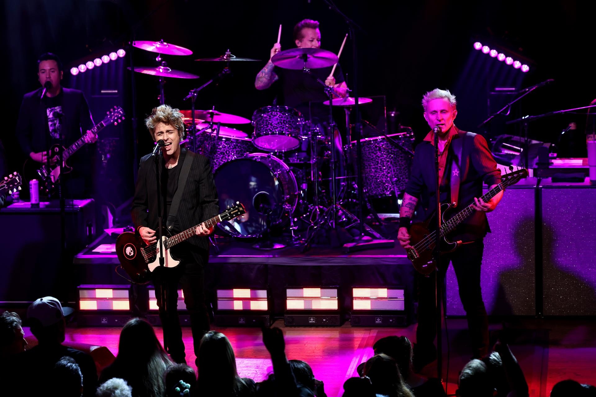 Green Day Previews New Album ‘Saviors’ at Intimate, Hit-Filled Irving Plaza Show