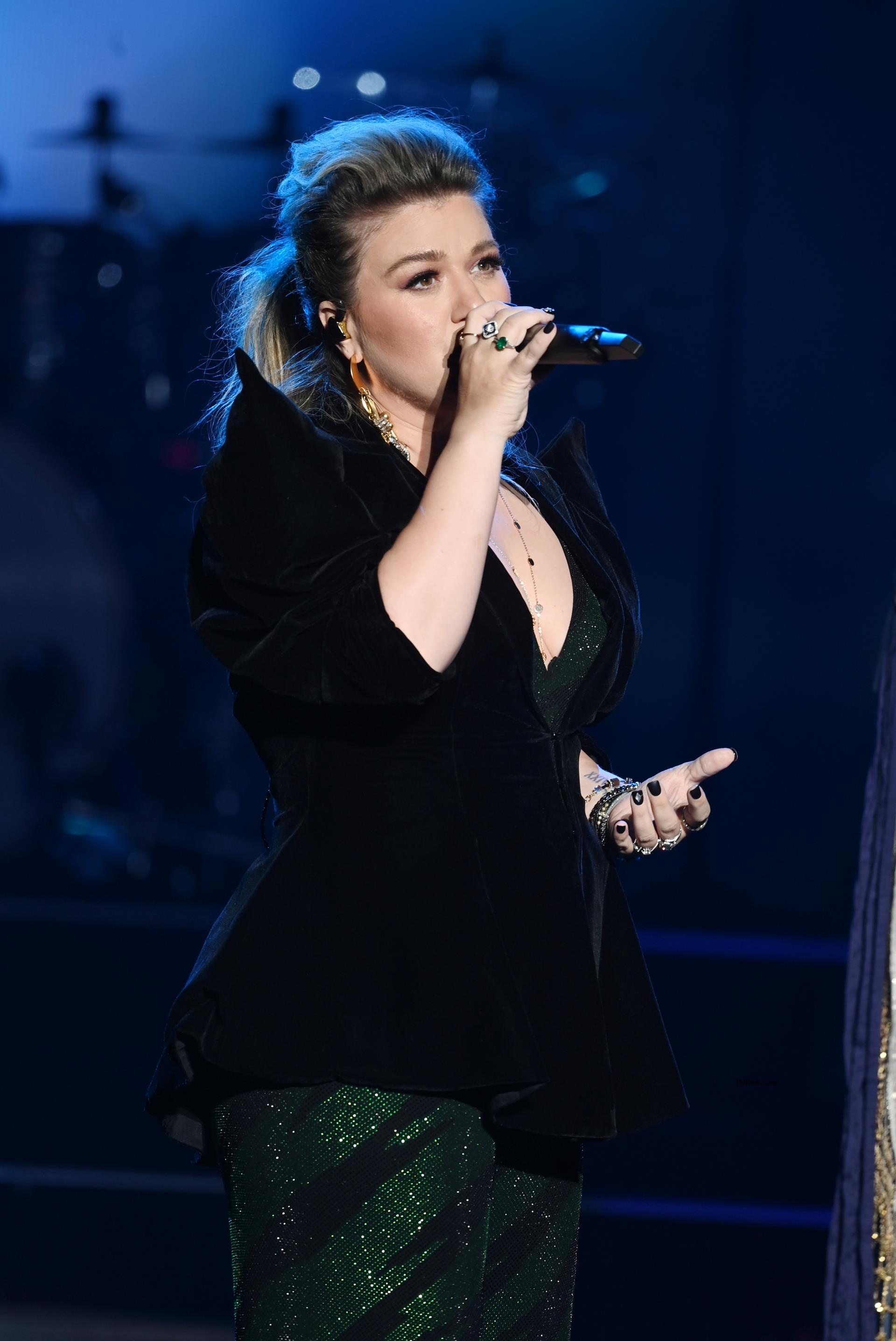 Kelly Clarkson
