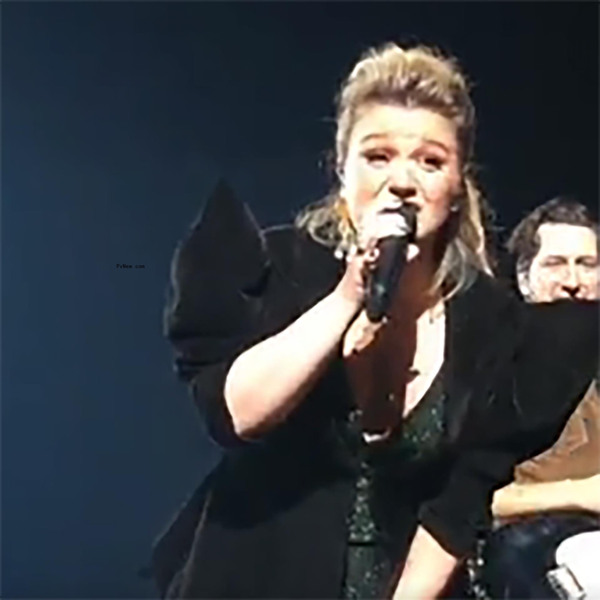 Kelly Clarkson