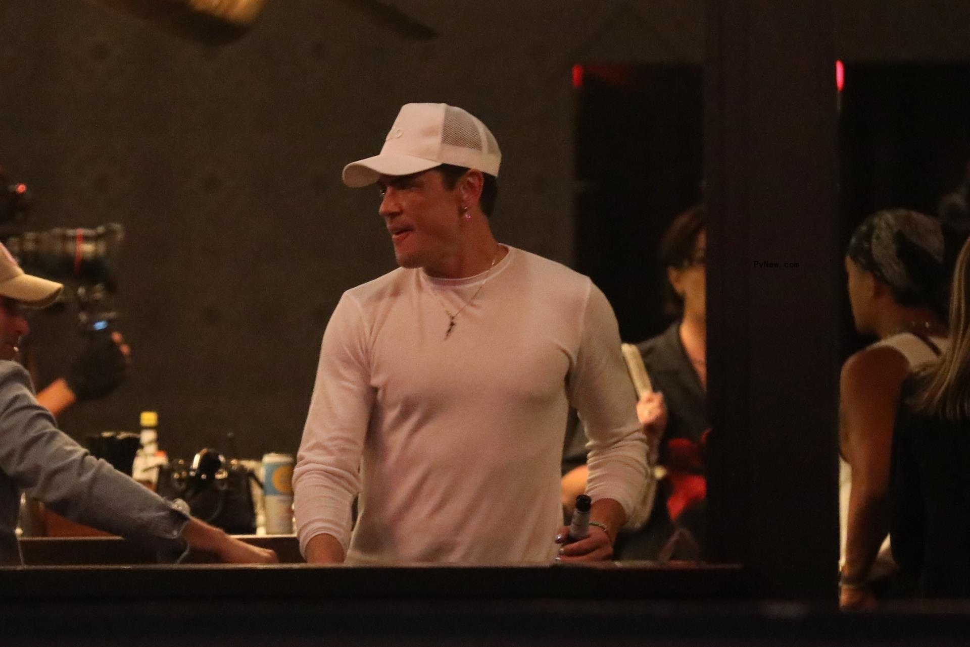 Tom Sandoval standing