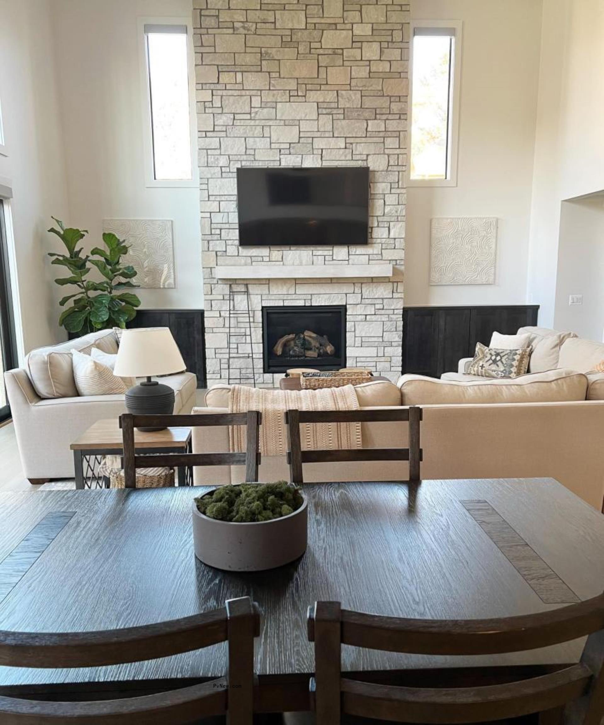 Hailie Jade Mathers' living room.