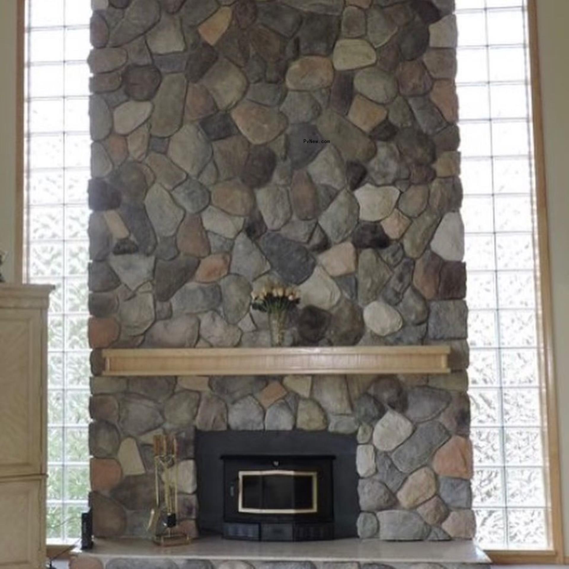Hailie Jade Mathers' fireplace. 