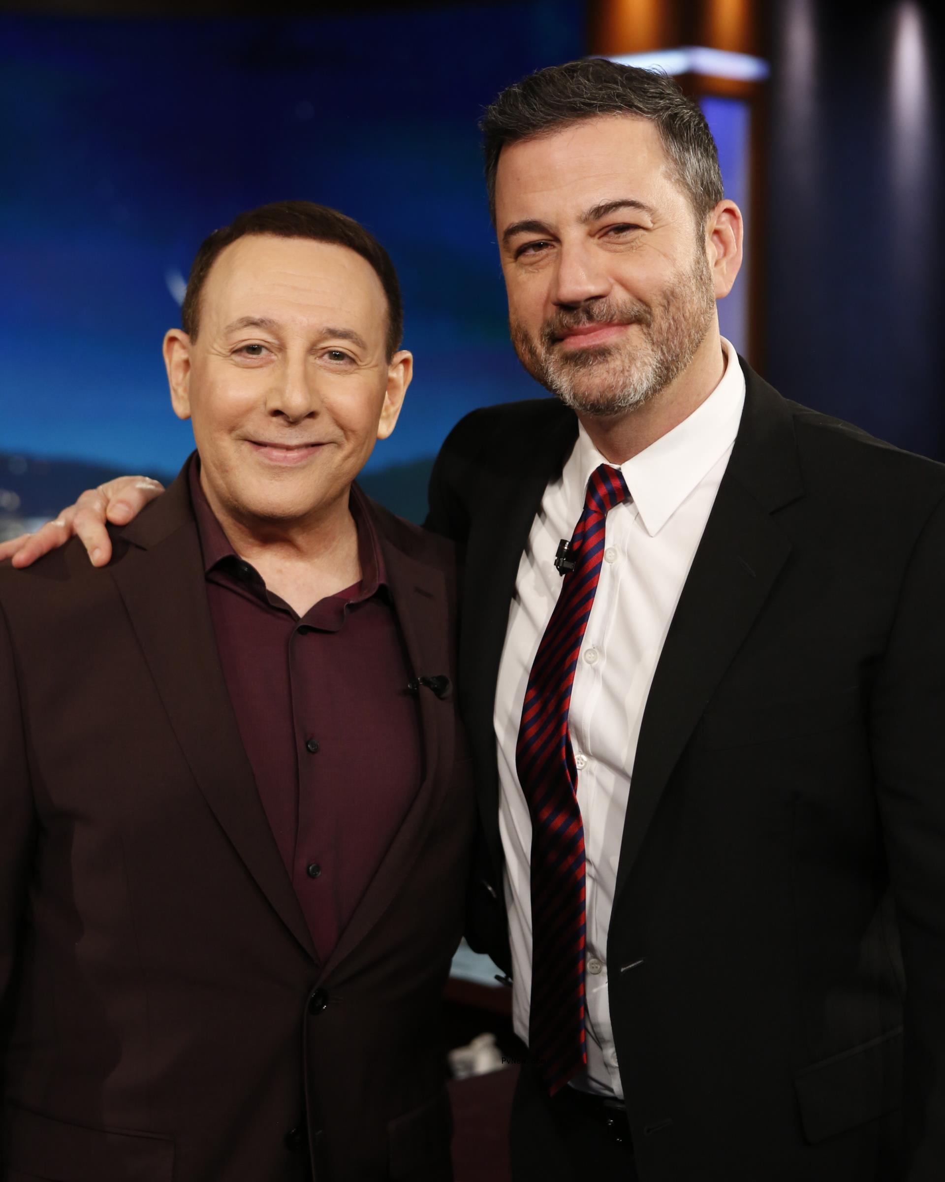 Paul Reubens and Jimmy Kimmel posing together