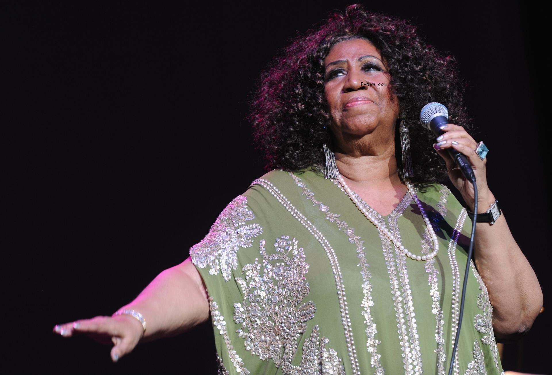 Aretha Franklin performing.
