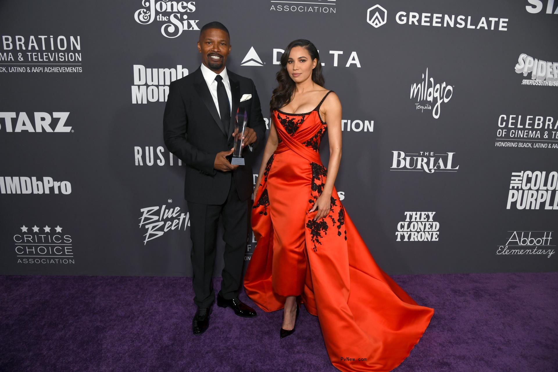 Jamie Foxx Accepts Critics Choice Ho<i></i>nor in First Public Appearance Post-Hospitalization: ‘I Wouldn’t Wish What I Went Through on My Worst Enemy’