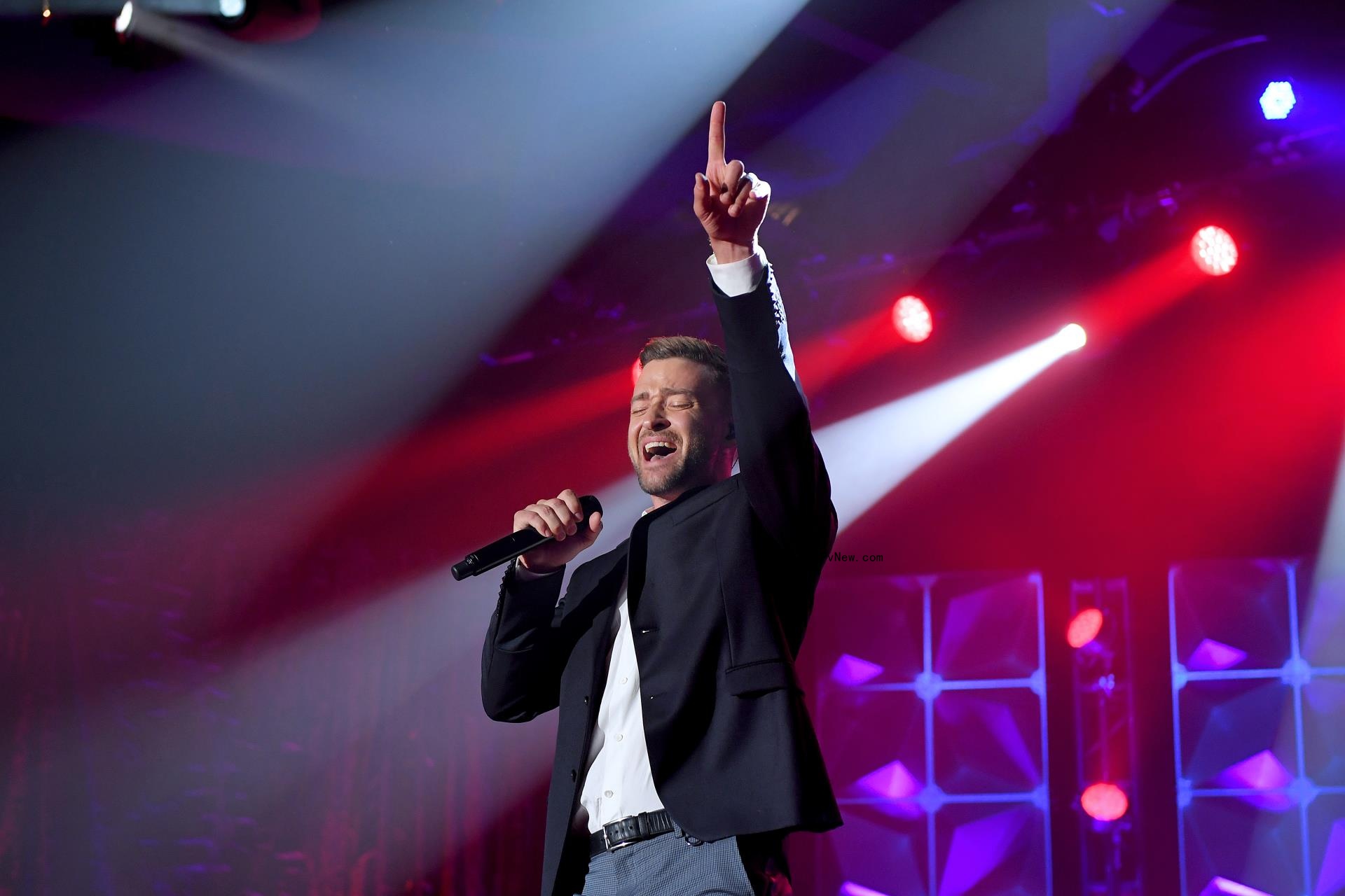 Britney Spears Fans Troll Justin Timberlake by Sending Her 2011 Song ‘Selfish’ Up Chart to Compete With His Same-Named New Single