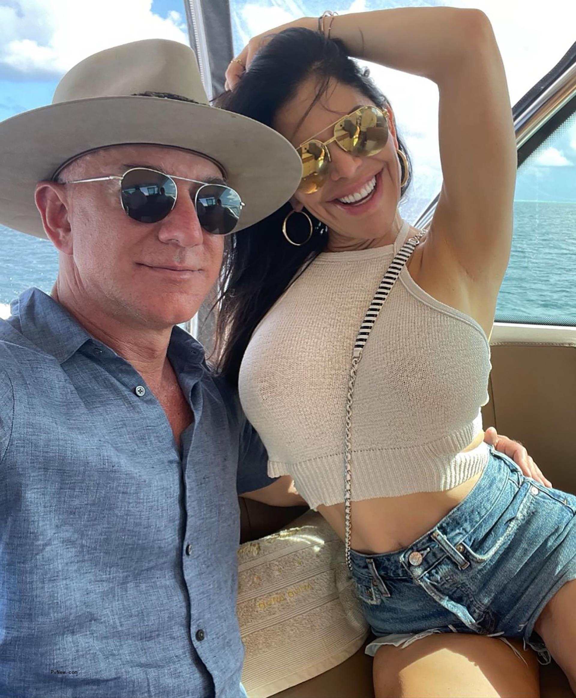 Jeff Bezos and Lauren Sanchez