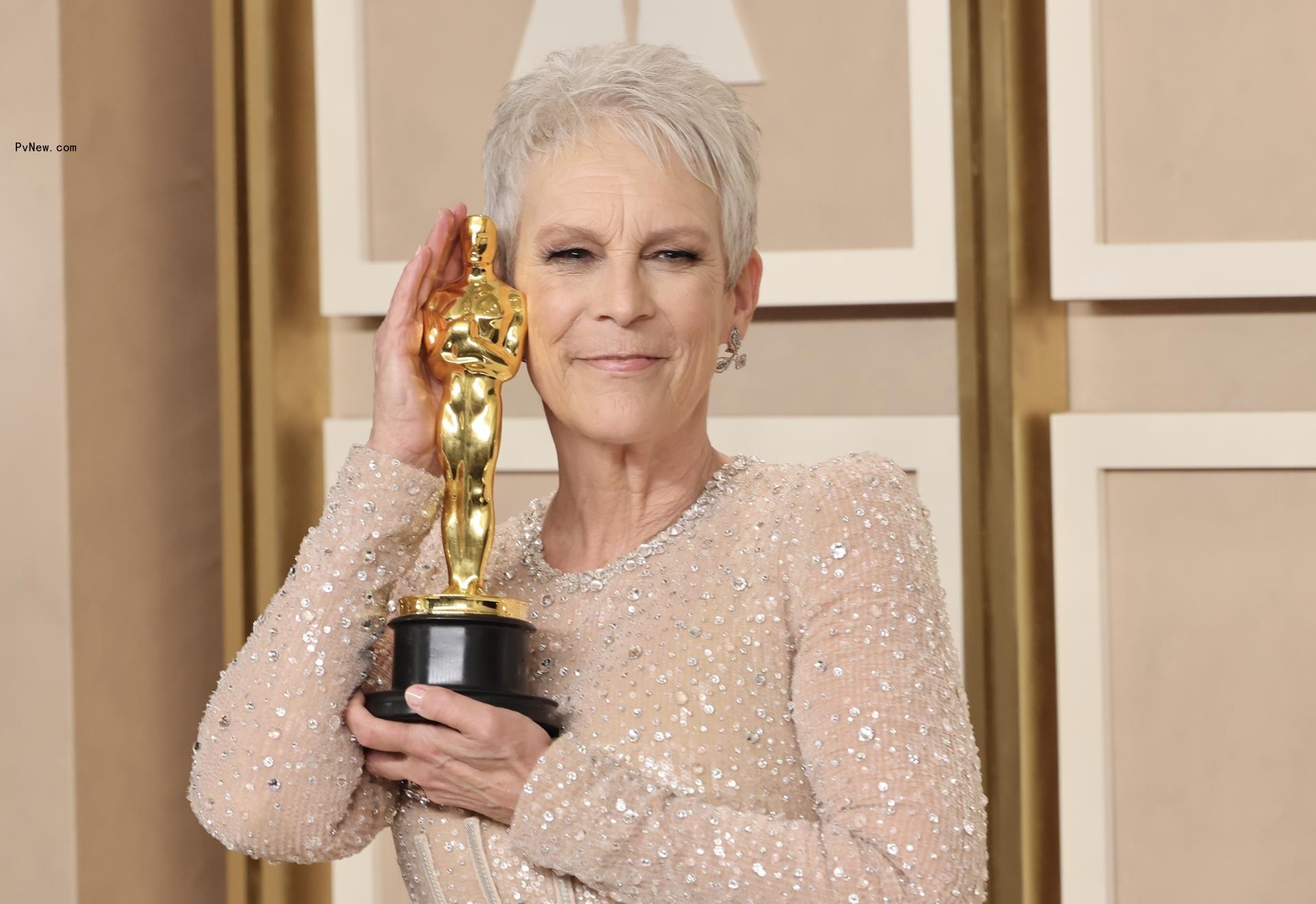 Jamie Lee Curtis to Guest Star in Amazon’s Maple Syrup Heist Series, Guillaume Cyr Joins Main Cast
