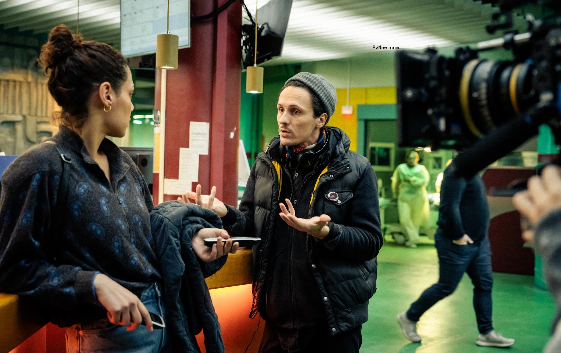 Showcasing Stress-Filled Reality of Emergency Medicine, Gritty Hospital Drama ‘KRANK Berlin’ Strives for Authenticity