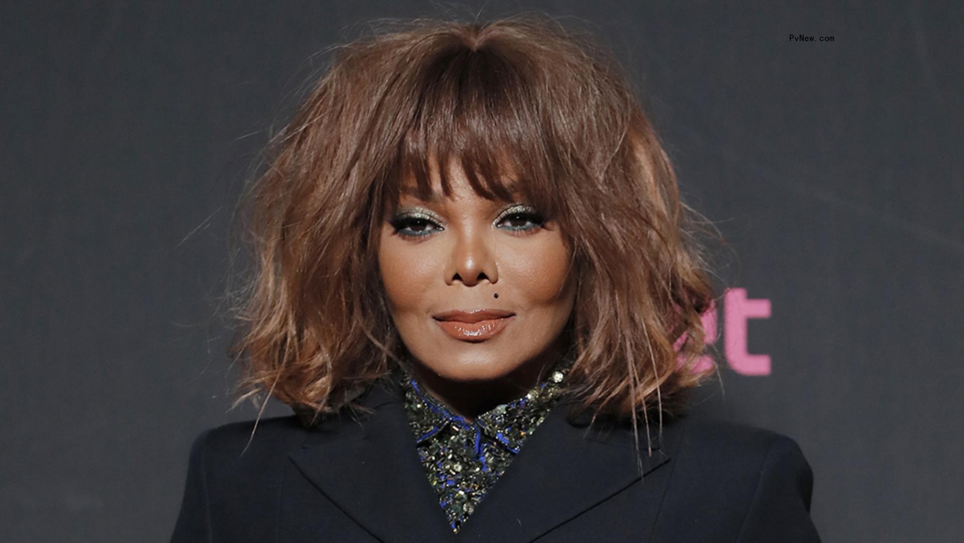 Janet Jackson Urged Justin Timberlake Not to Make a Statement a<i></i>bout Super Bowl Incident, and Other Revelations From Her docu<i></i>mentary