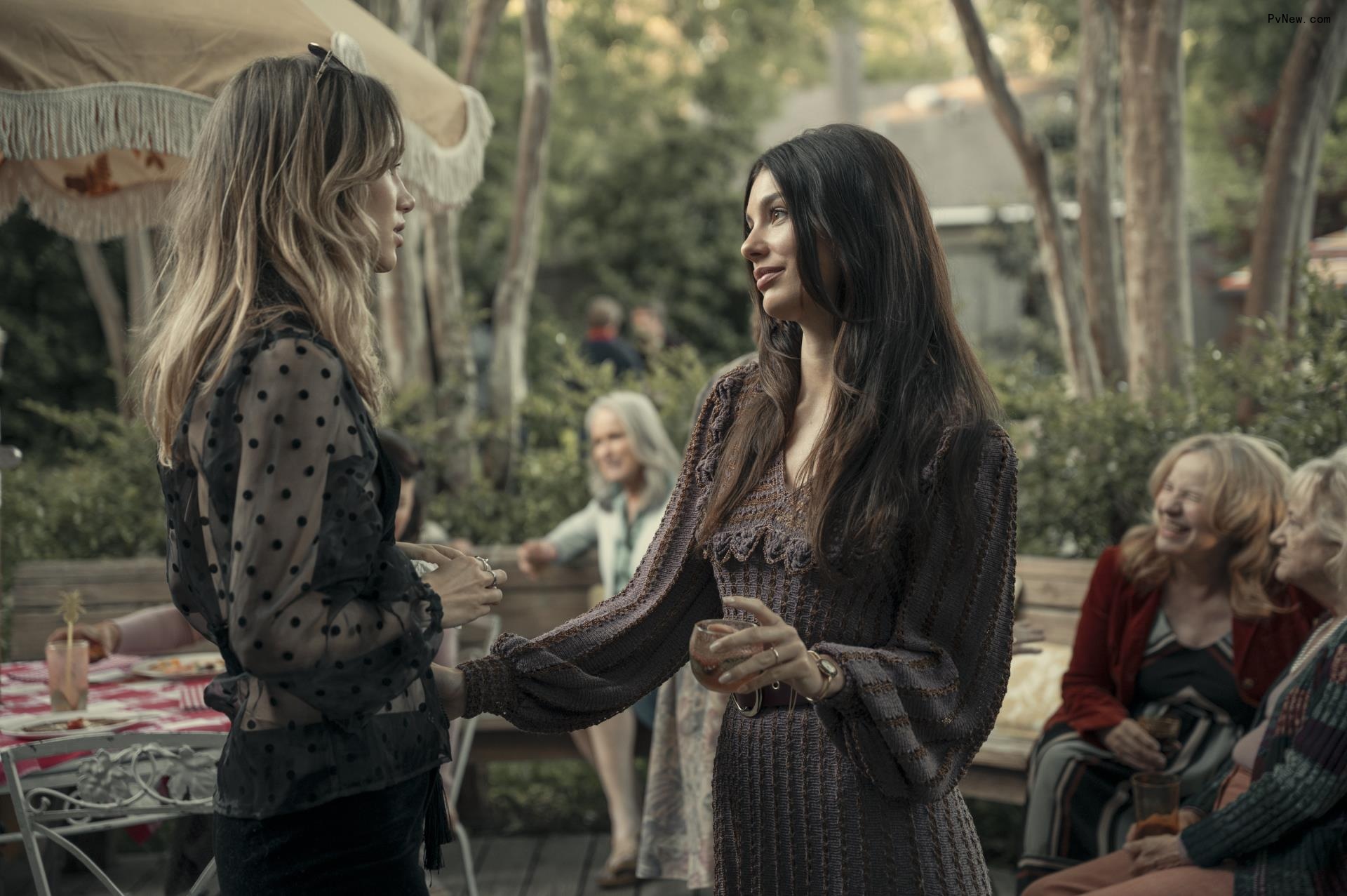 ‘Daisy Jo<i></i>nes & the Six’ Showrunners Break Down That Epic Finale, Book Changes and a Potential Season 2