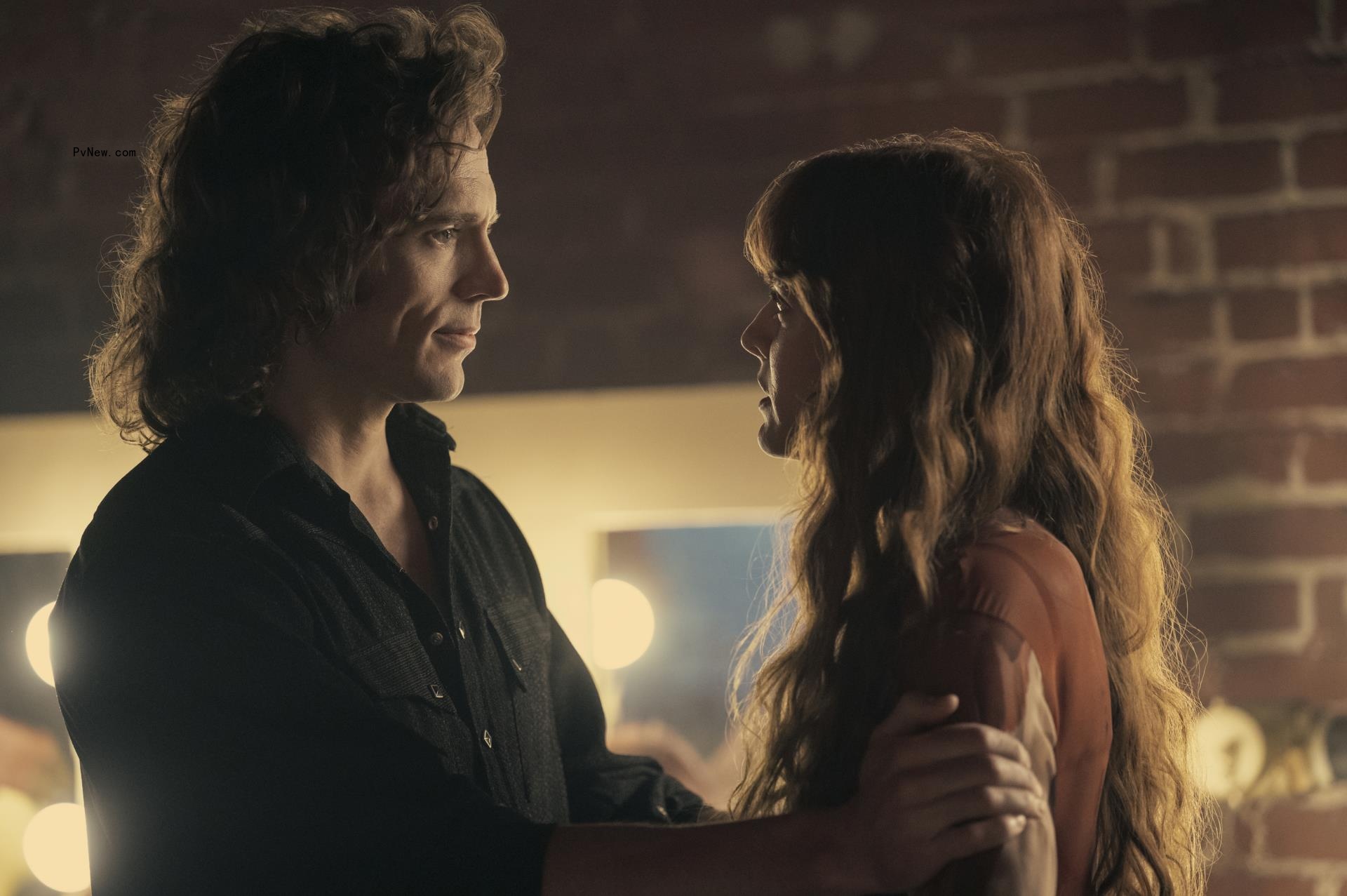 ‘Daisy Jo<i></i>nes & the Six’ Showrunners Break Down That Epic Finale, Book Changes and a Potential Season 2