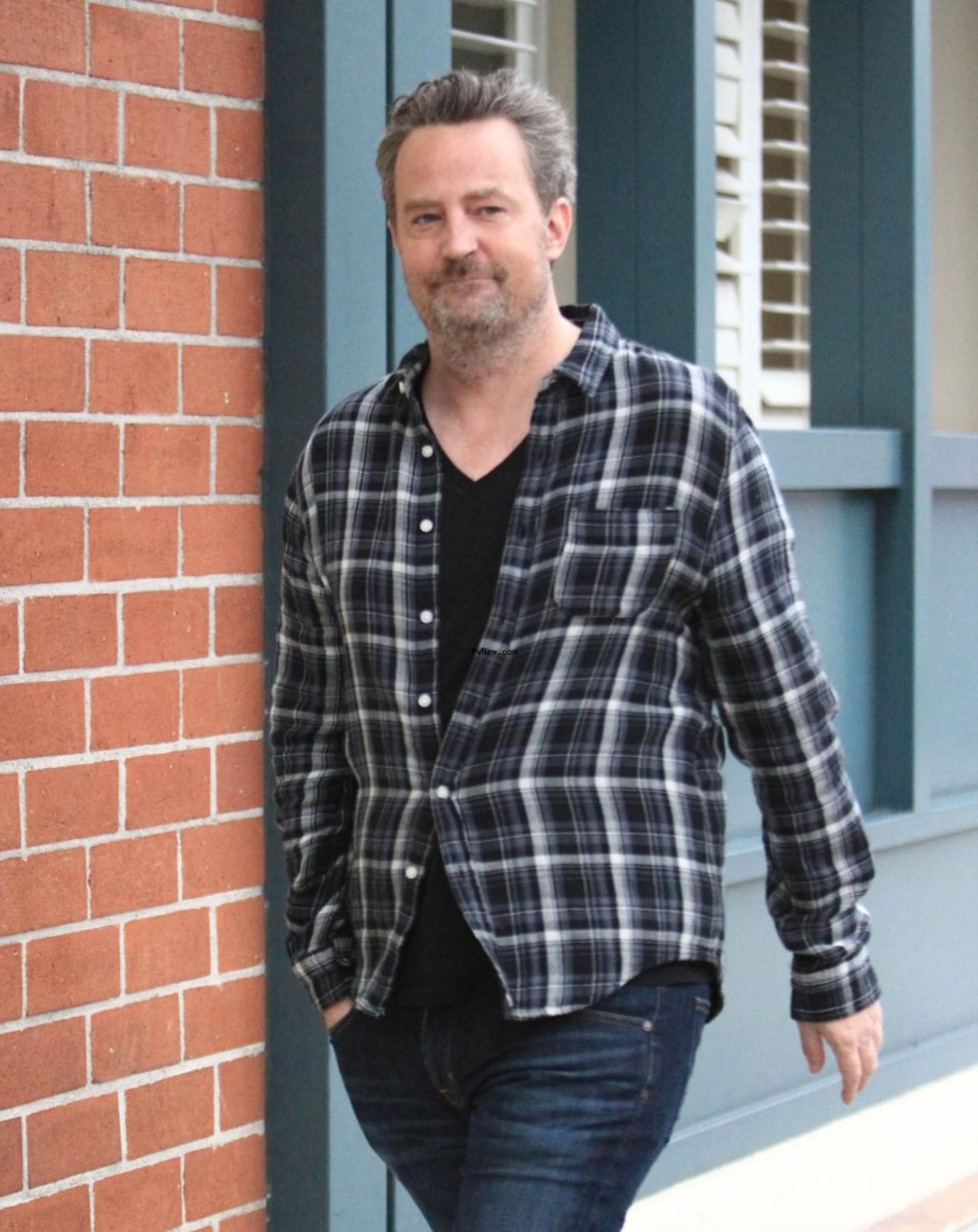 matthew perry walking down street