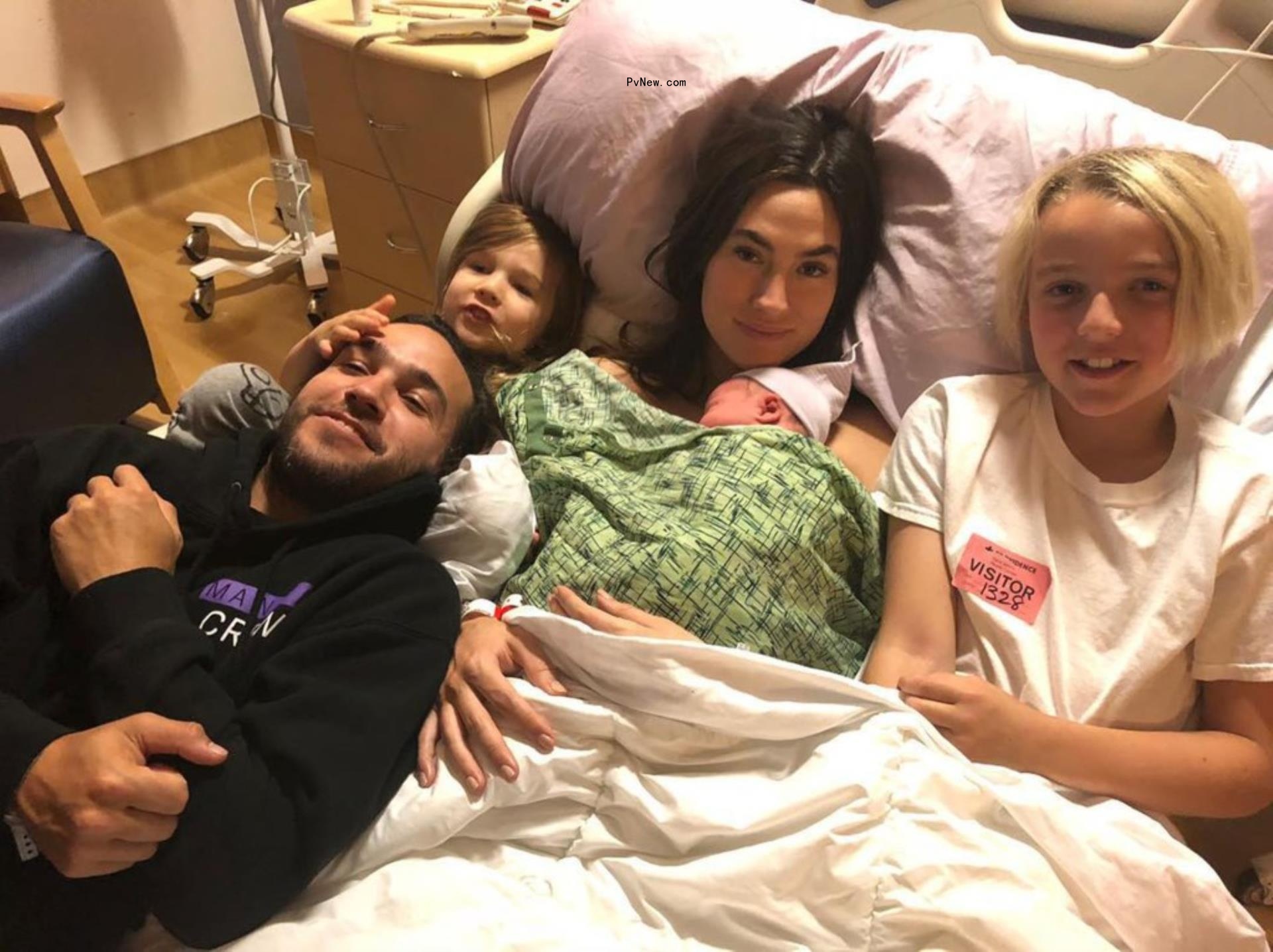 Pete Wentz, Meagan Camper with children