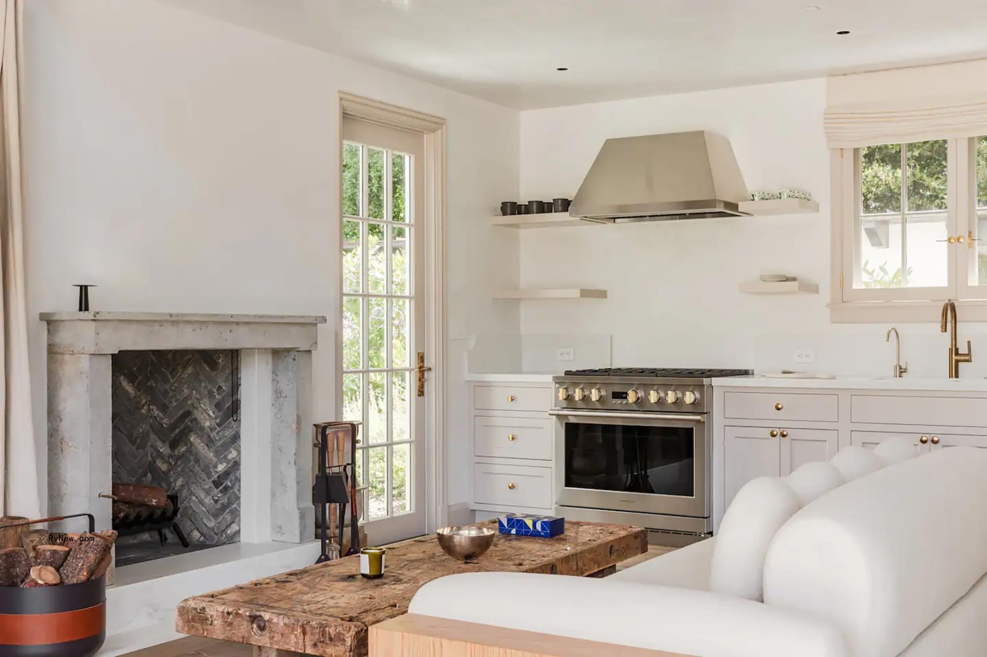 Gwyneth Paltrow's guest house