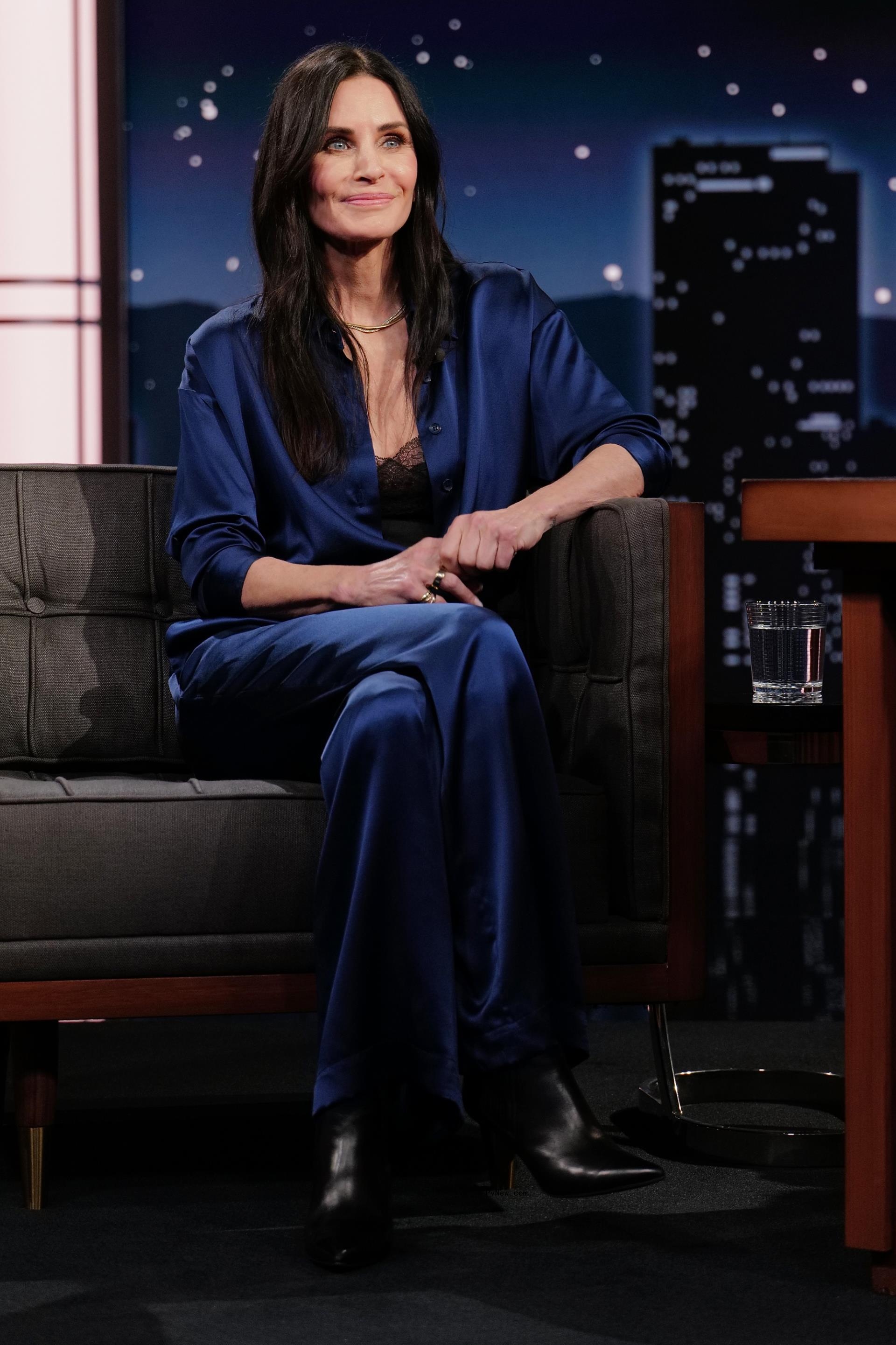 Courteney Cox makes fun of her 'Scream' bangs in Instagram video