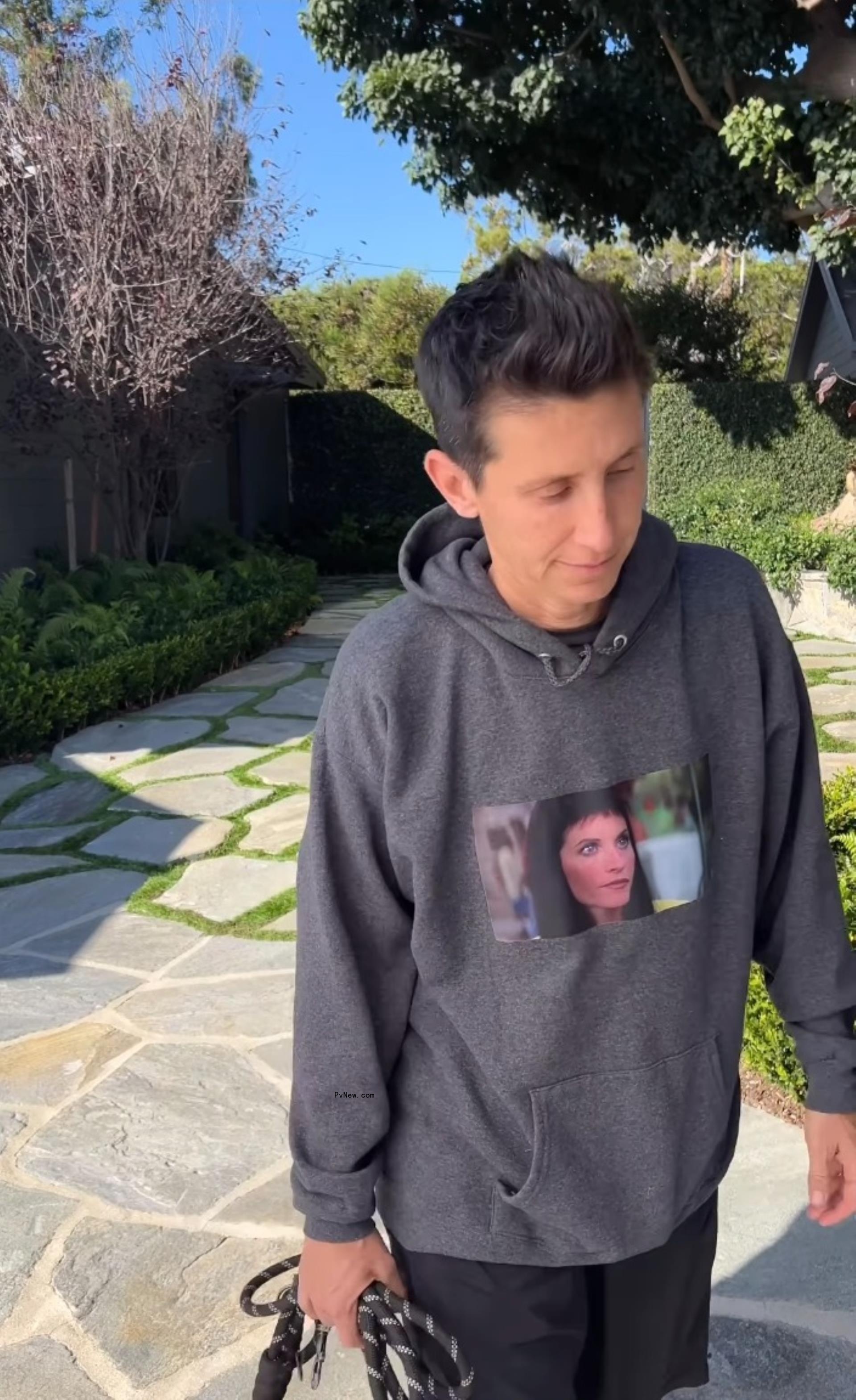 Courteney Cox makes fun of her