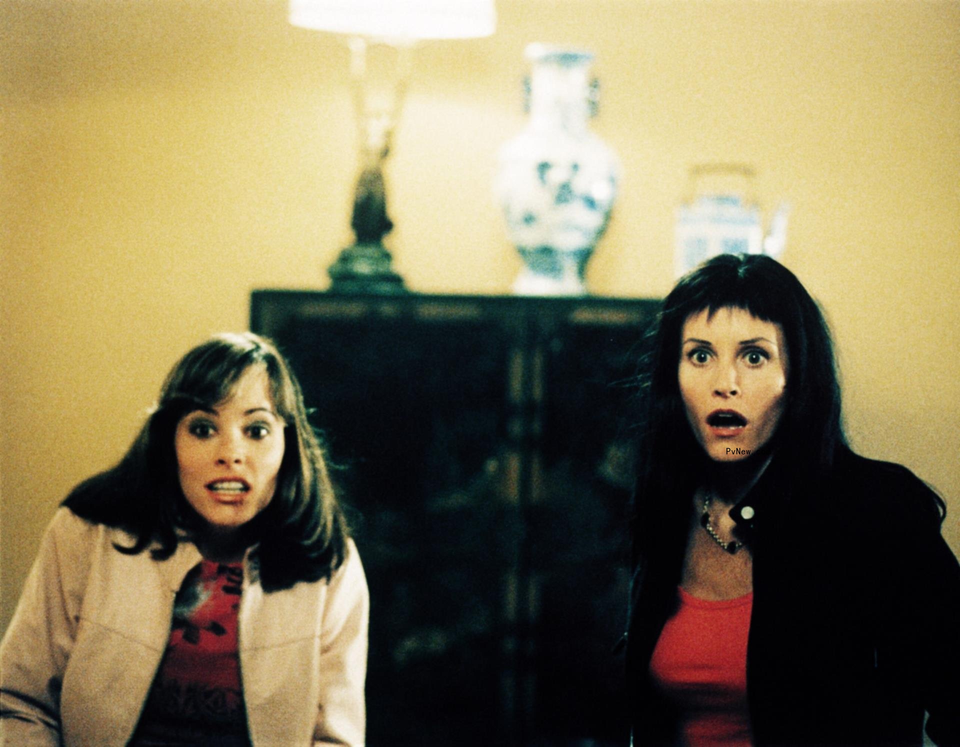 Courteney Cox in Scream 3