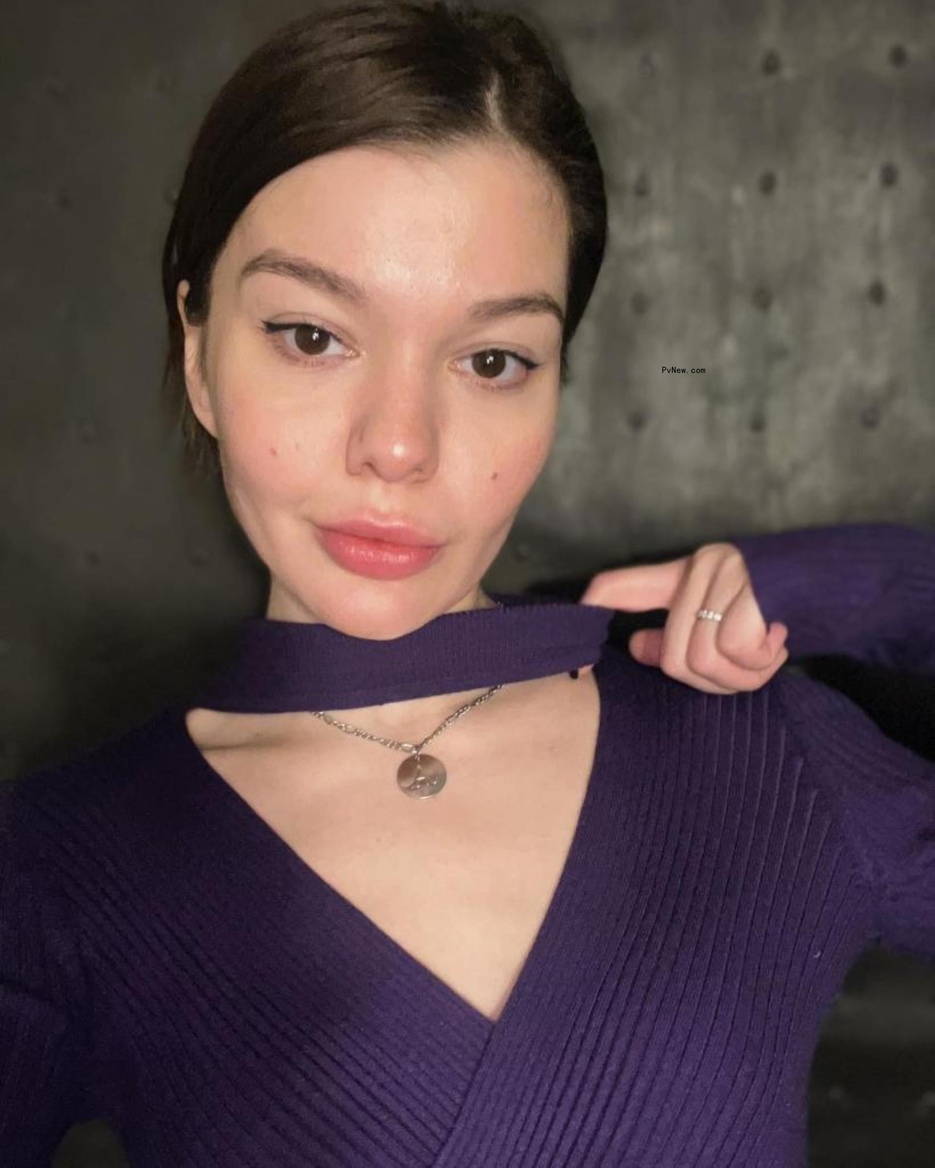 armie hammer's secret fiancee marina gris selfie