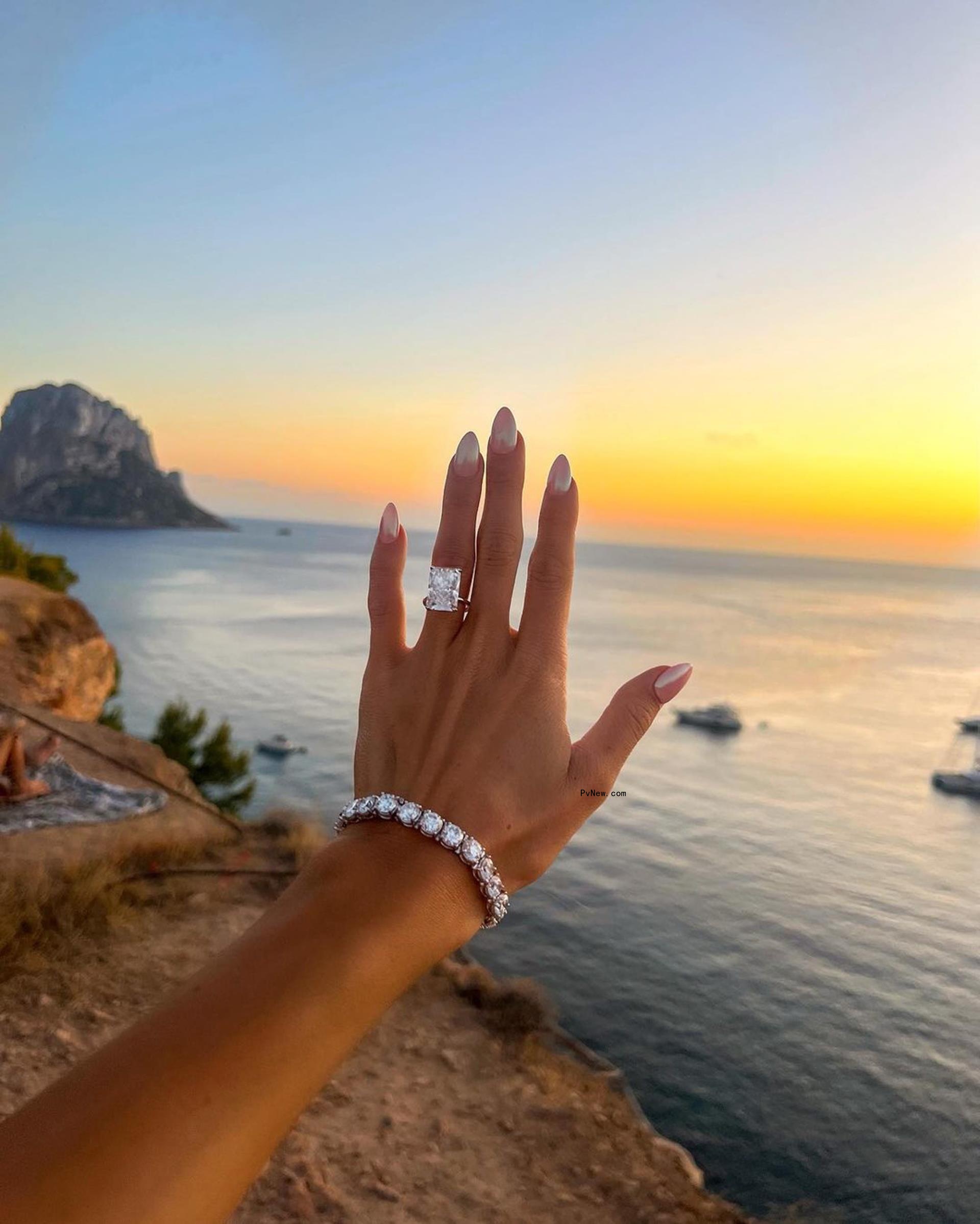 Katharina Mazepa's engagement ring