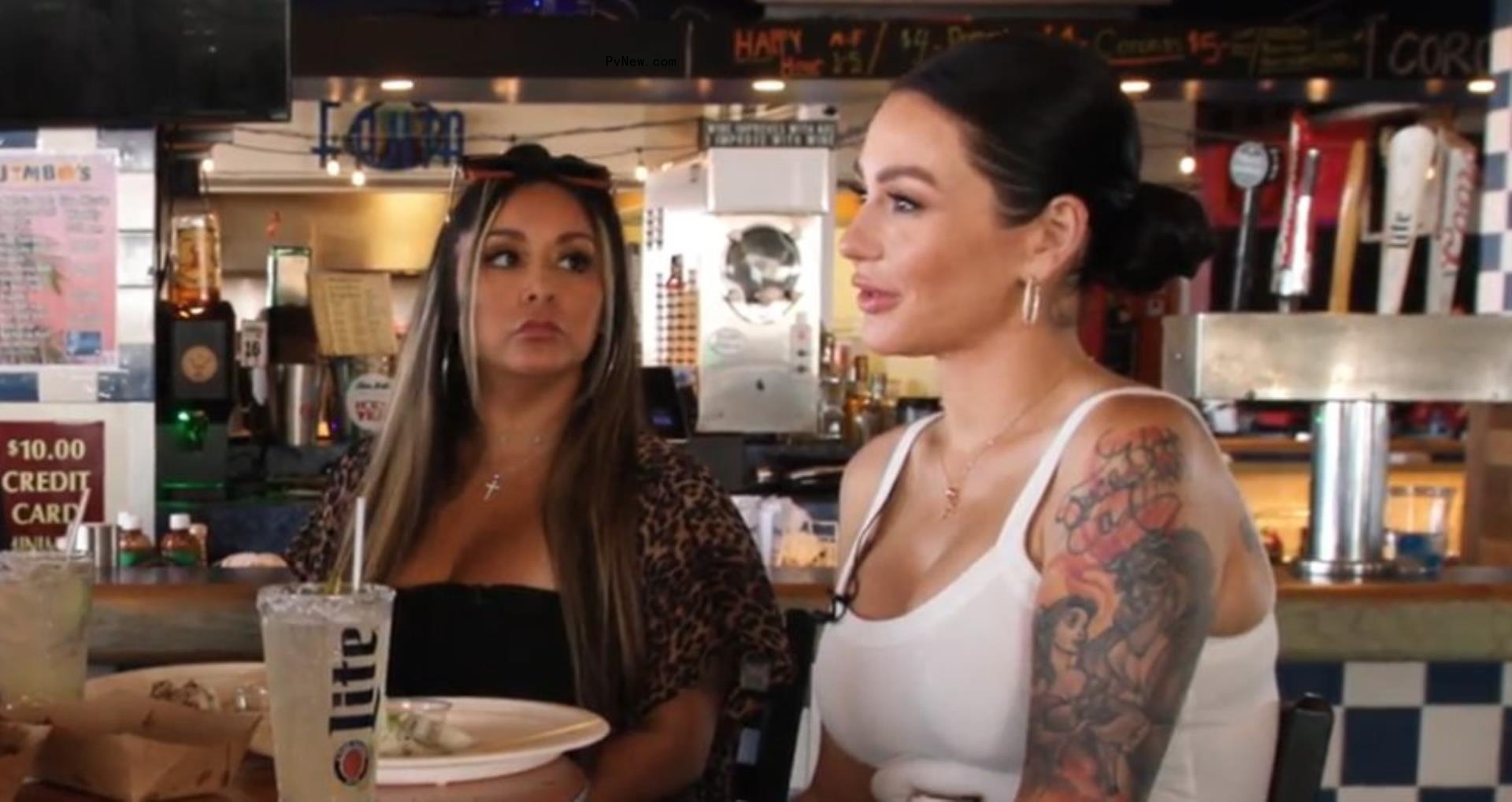 Nicole Snooki Polizzi and Jenni JWoww Farley