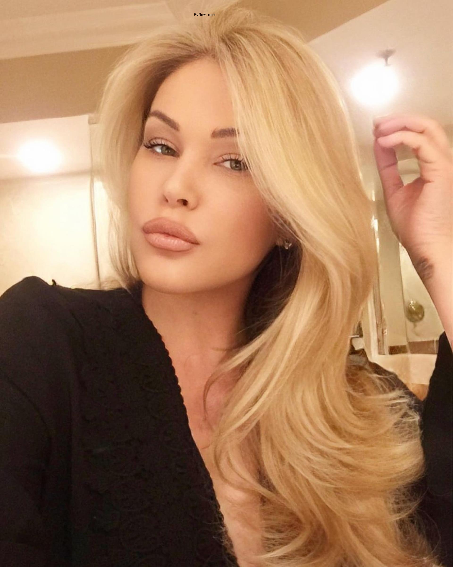 A selfie of Shanna Moakler.