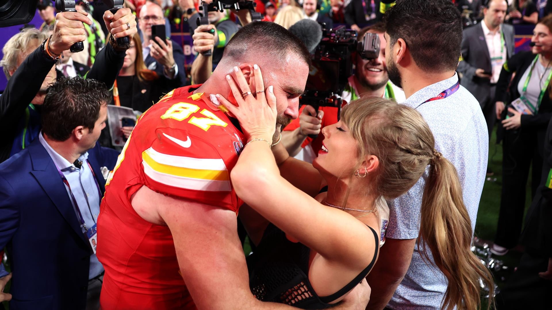 Super Bowl 2024: 20% of Viewers Say They Rooted for the Kansas City Chiefs Because of Taylor Swift