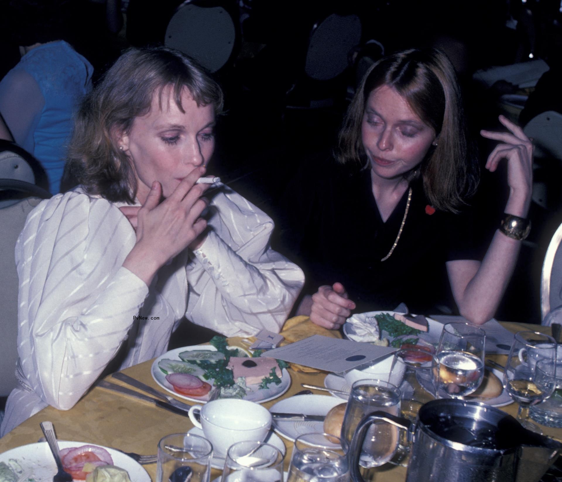 Tisa and Mia Farrow at the Tony Awards Supper Ball in 1980.