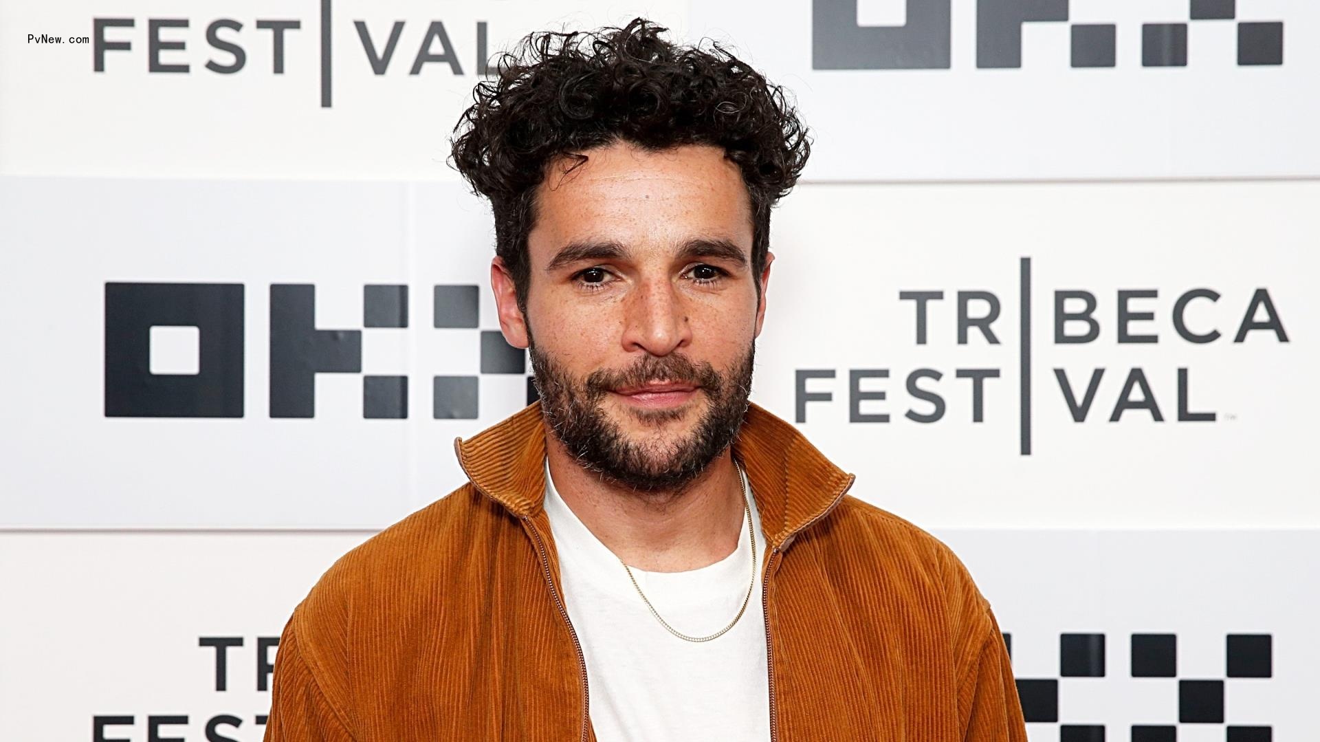 Christopher Abbott Replac<i></i>es Ryan Gosling in Werewolf Thriller ‘Wolf Man’ From Blumhouse, Universal