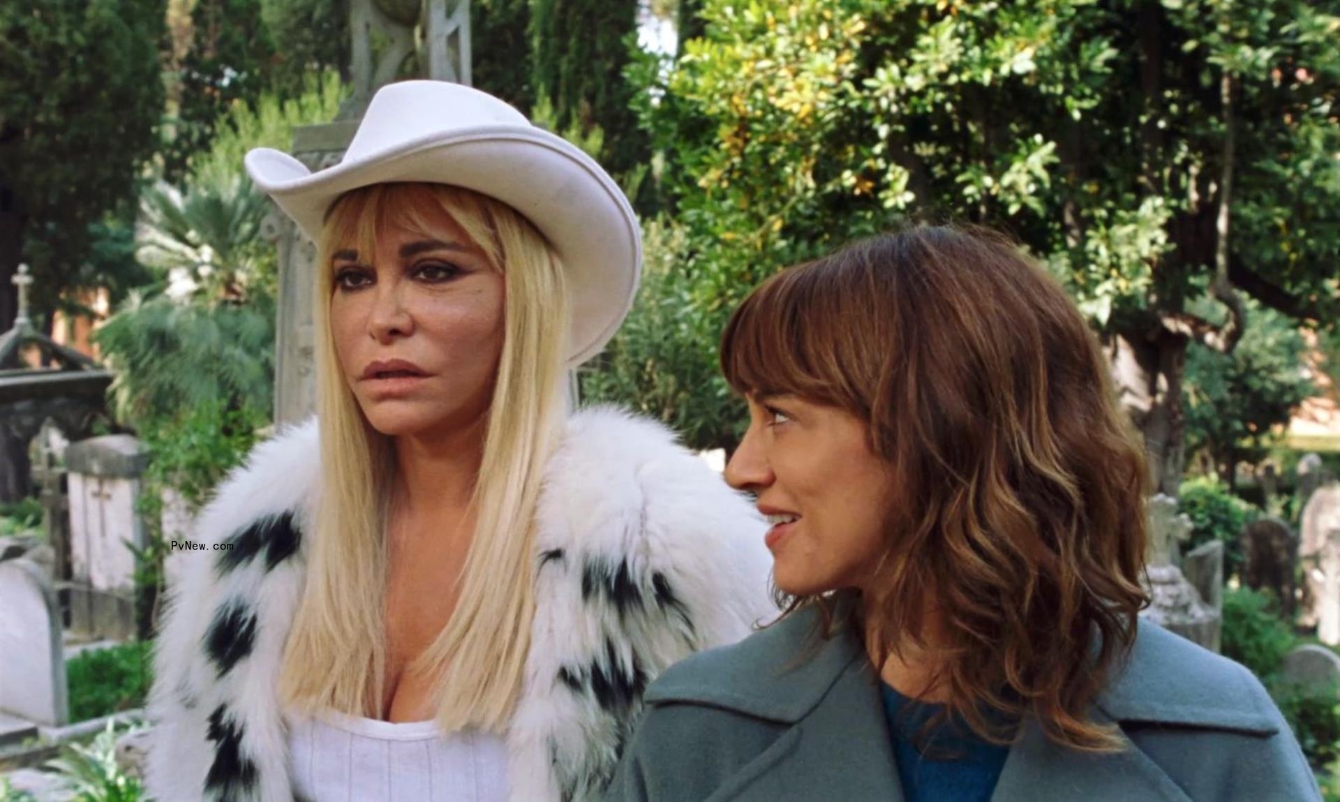 Vera Gemma Talks Playing a Fictio<i></i>nalized Version of Herself in Austria’s Oscar Co<i></i>ntender and Making Carbo<i></i>nara for Quentin Tarantino