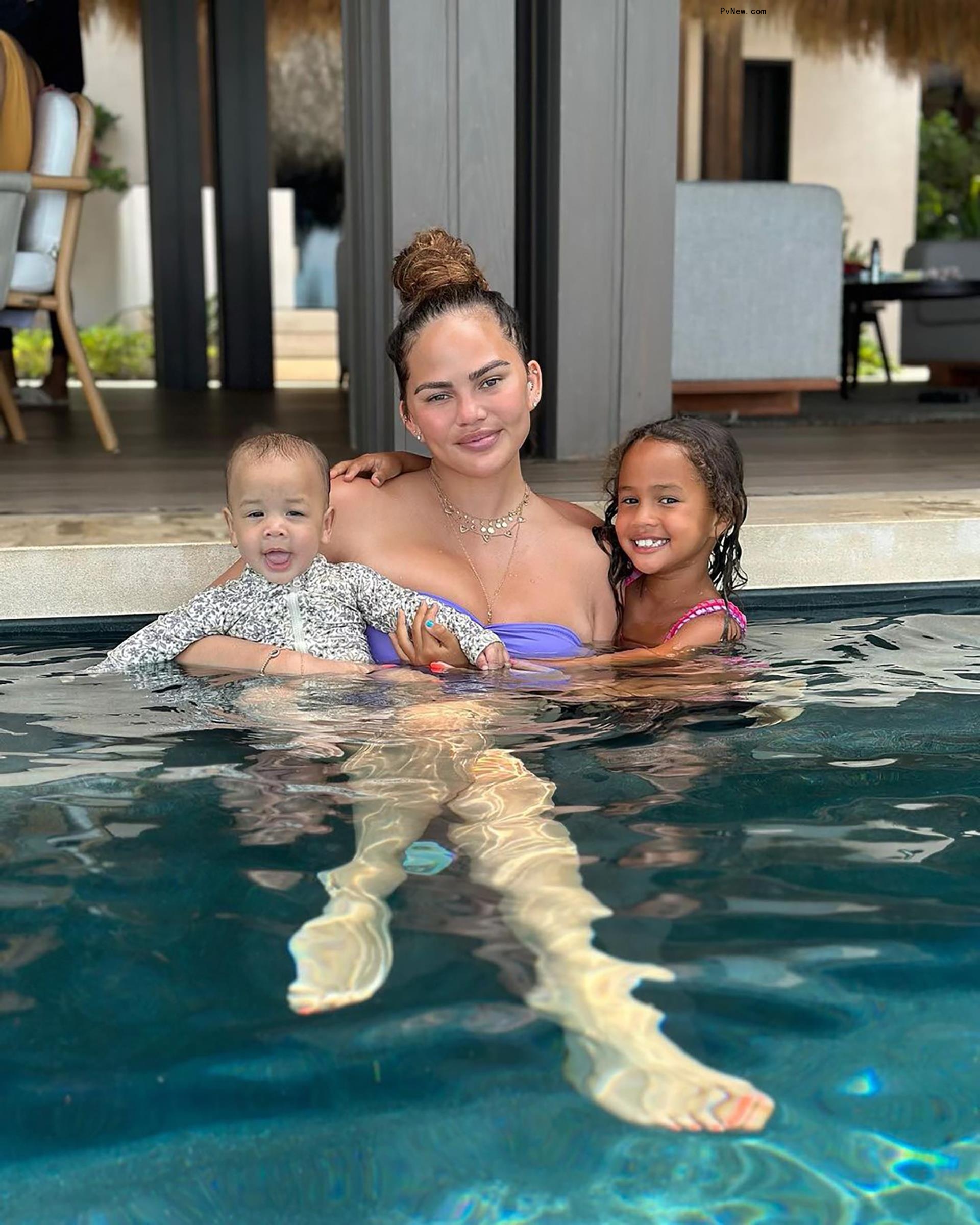 Chrissy Teigen, Luna and Esti