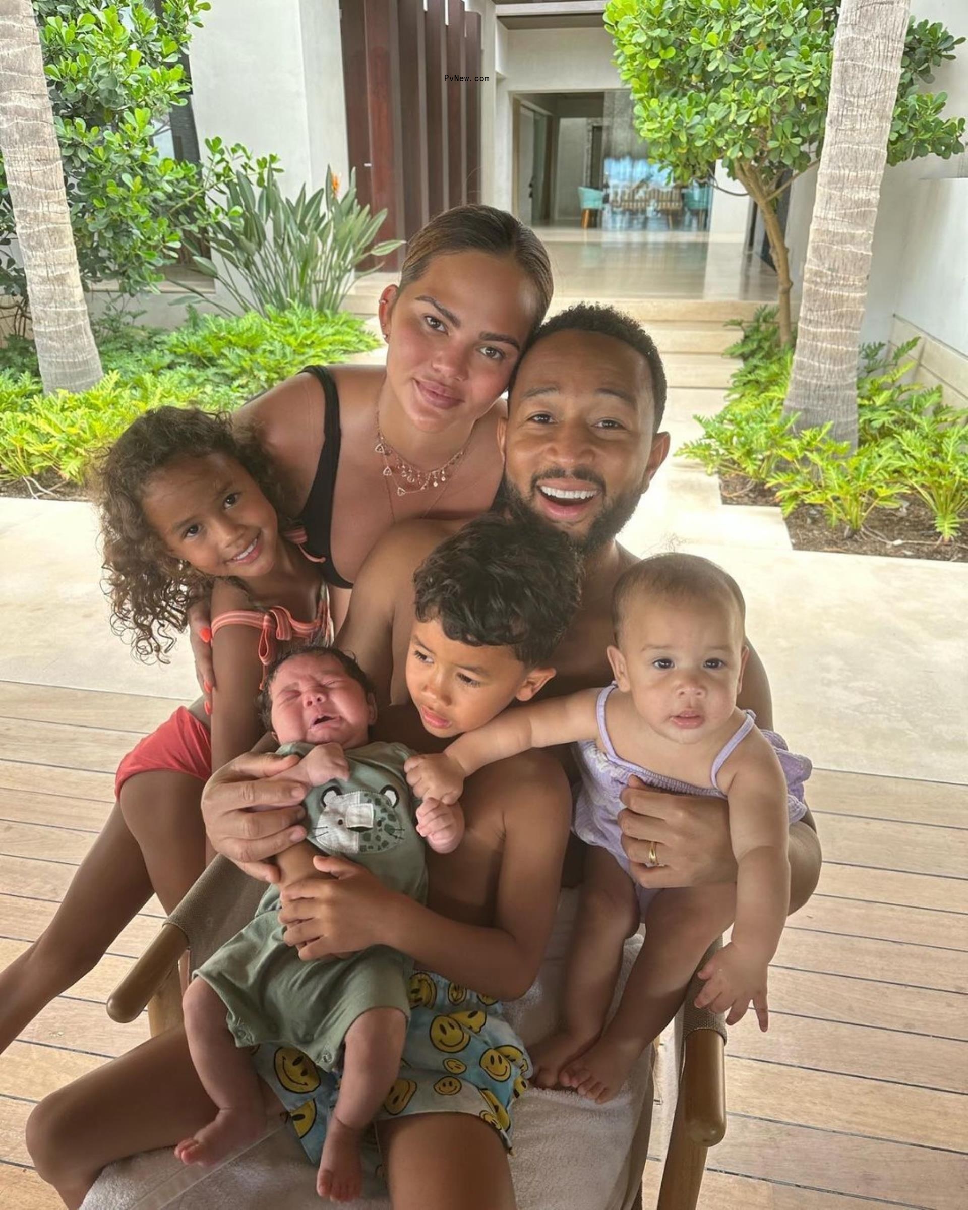 Chrissy Teigen, John Legend, Luna, Miles, Esti and Wren