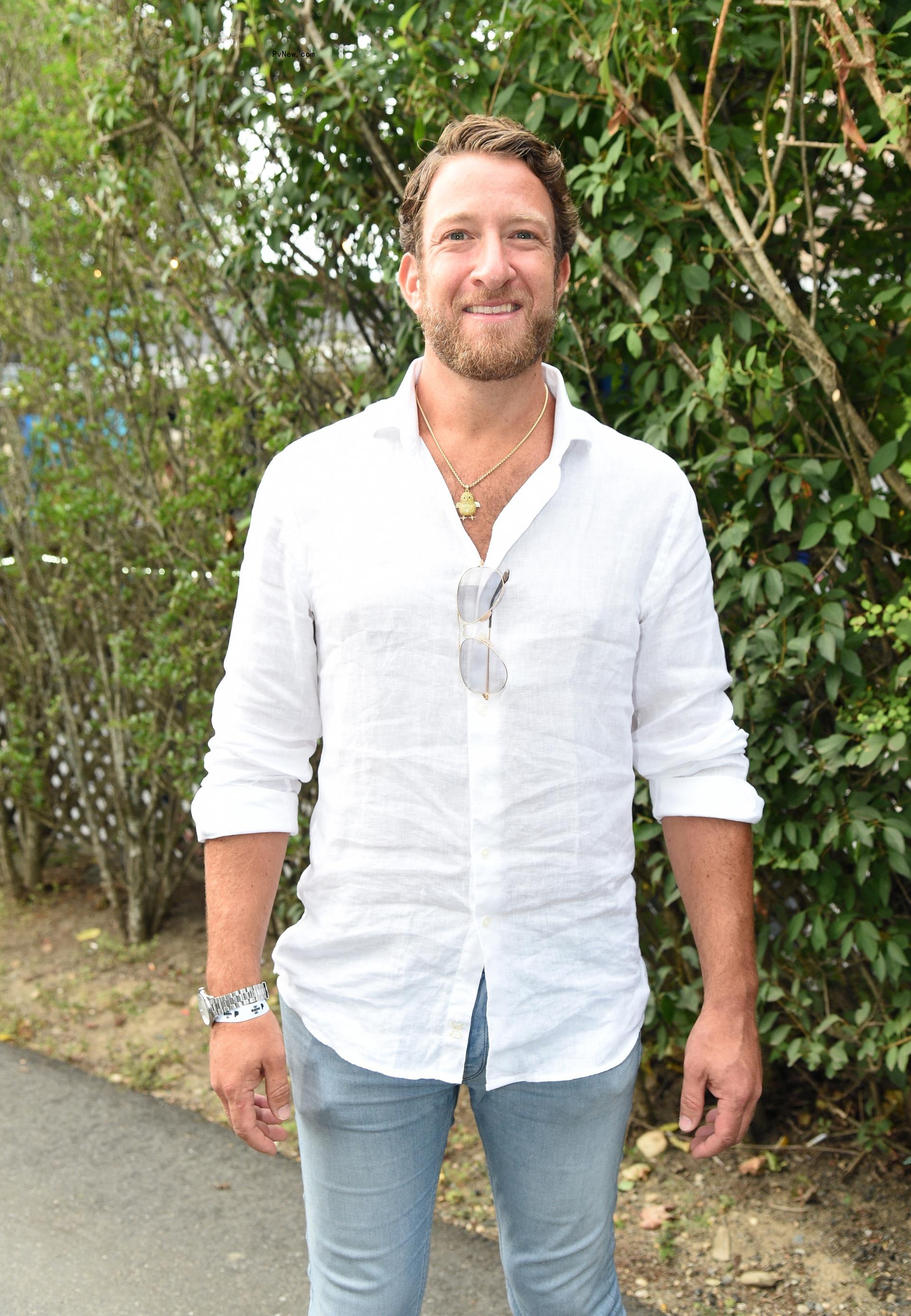 Dave Portnoy in a white shirt