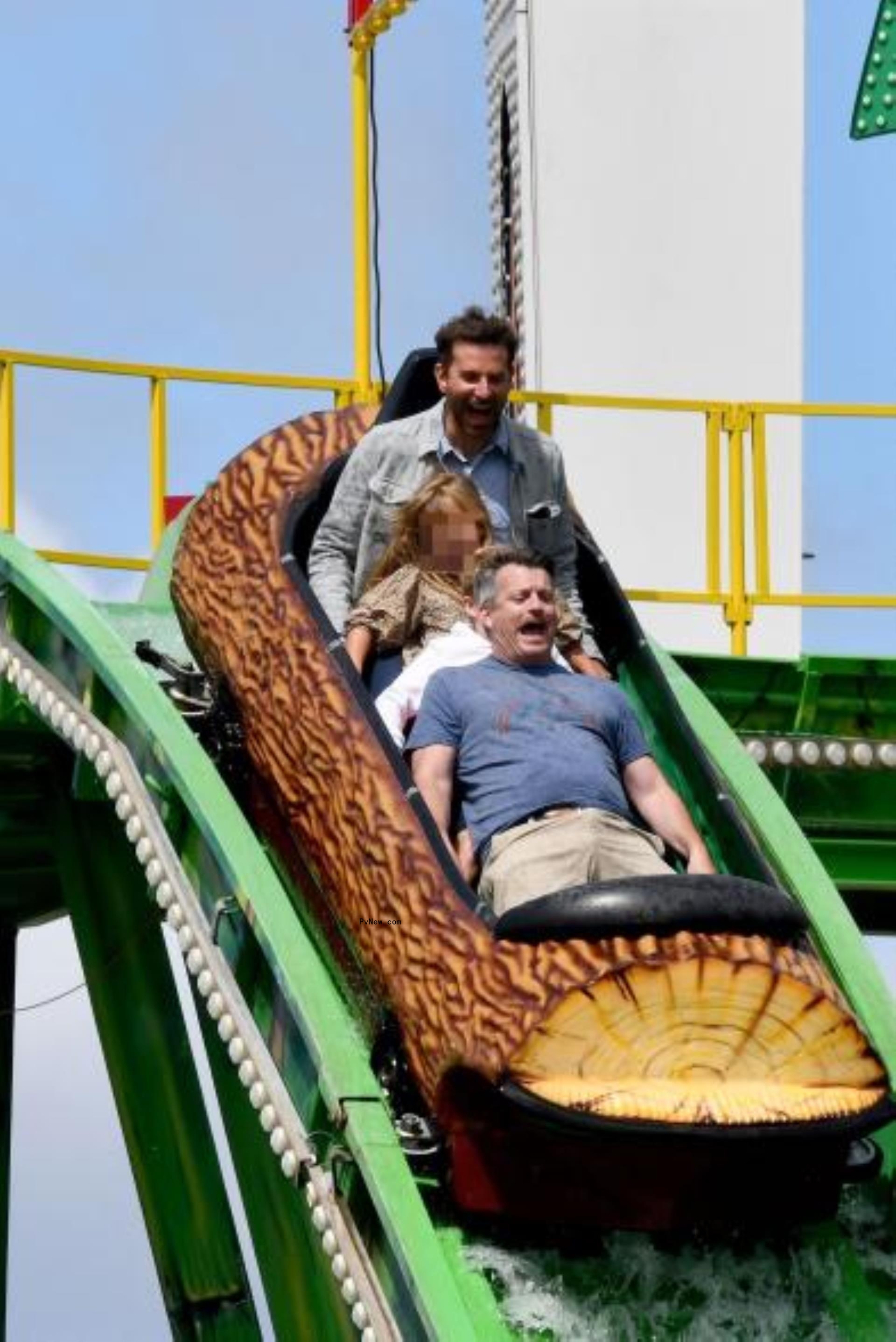 Bradley cooper and daughter at fair