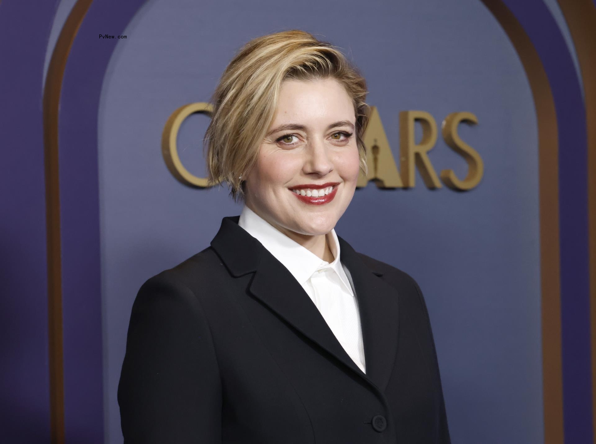 Greta Gerwig Respo<i></i>nds to Oscar Snubs and Says She’s ‘Happy,’ Reveals a ‘Chro<i></i>nicles of Narnia’ s<i></i>cript Was Written Before ‘Barbie’ Started Filming