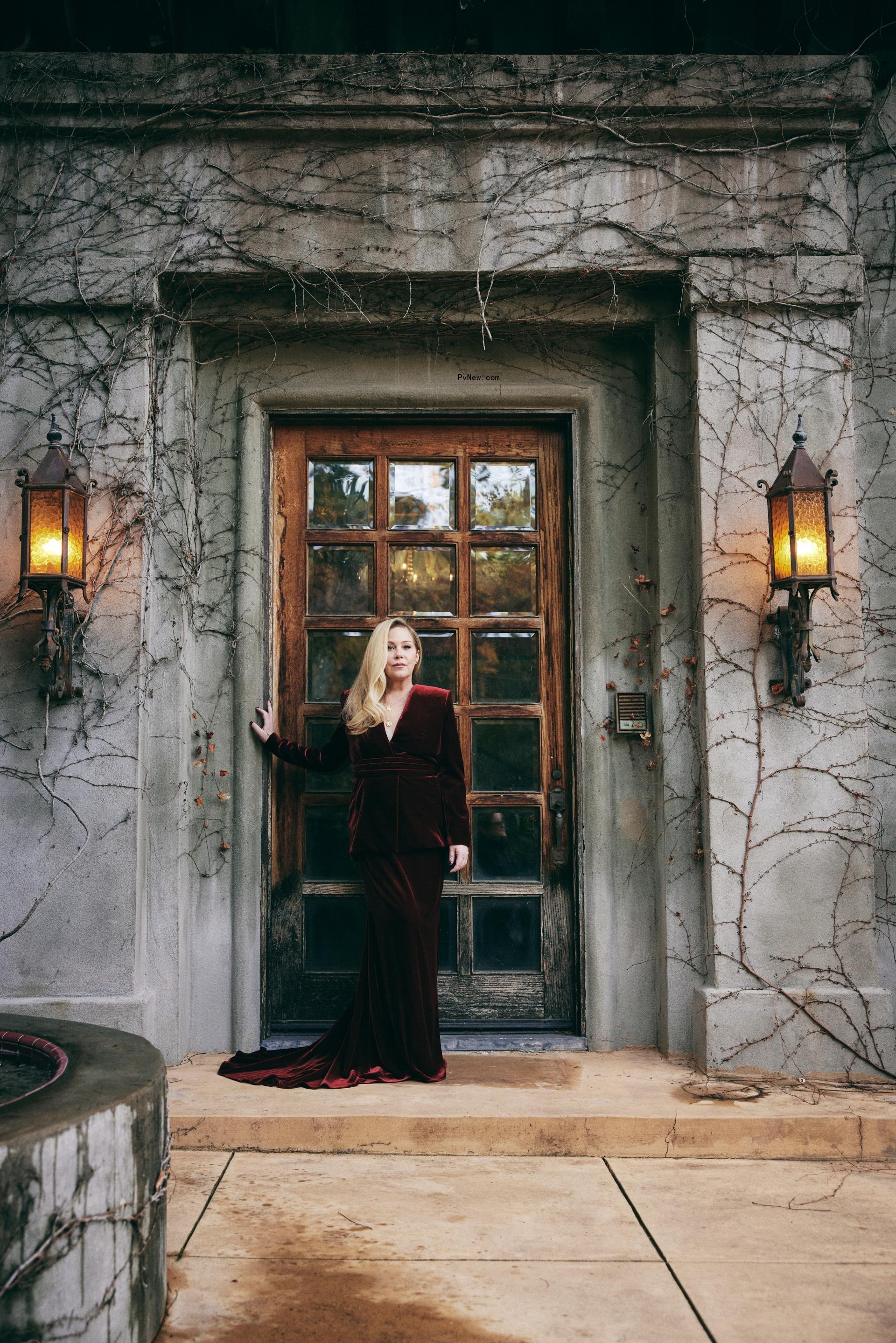 Christina Applegate.