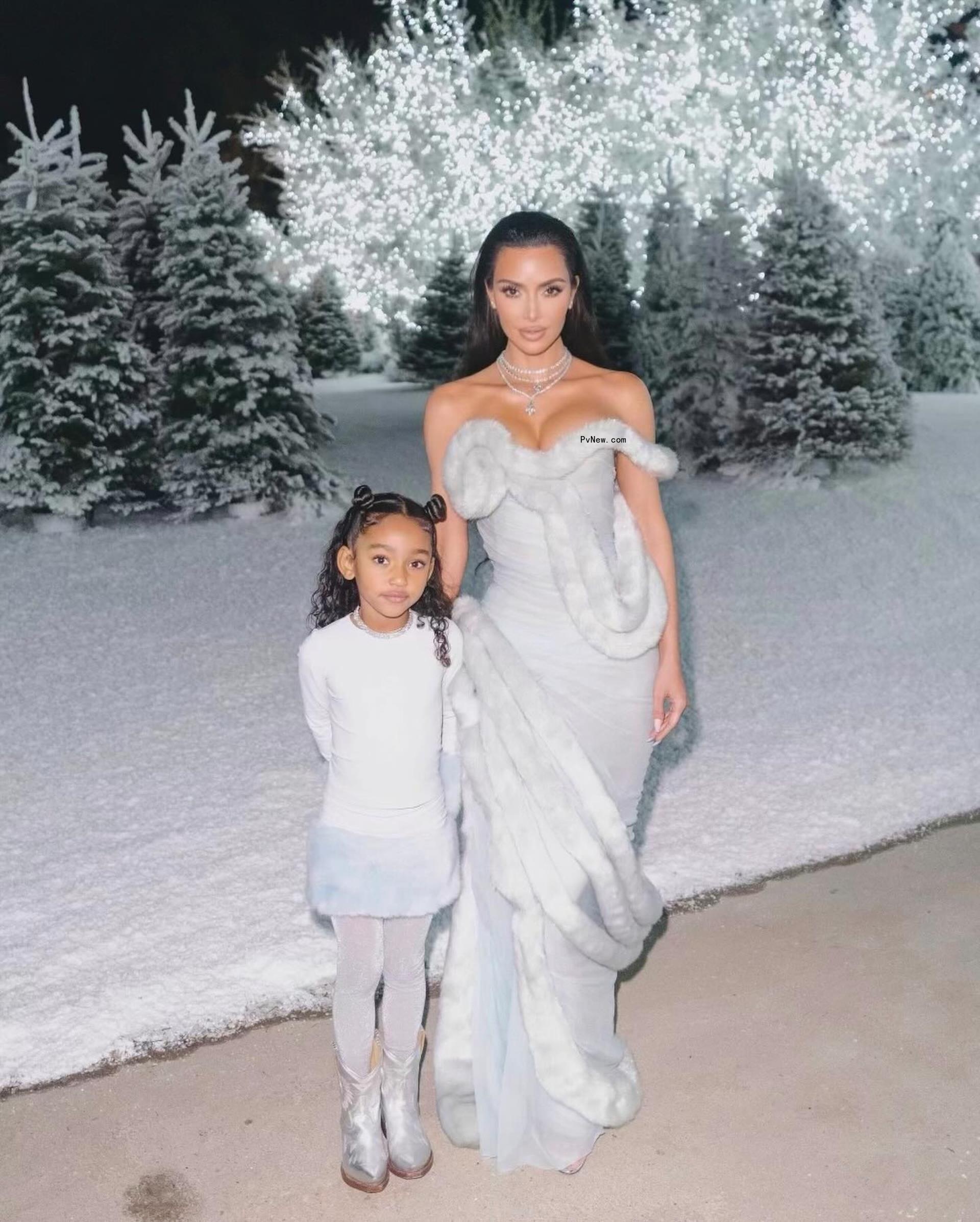 Kim Kardashian and daughter Chicago 