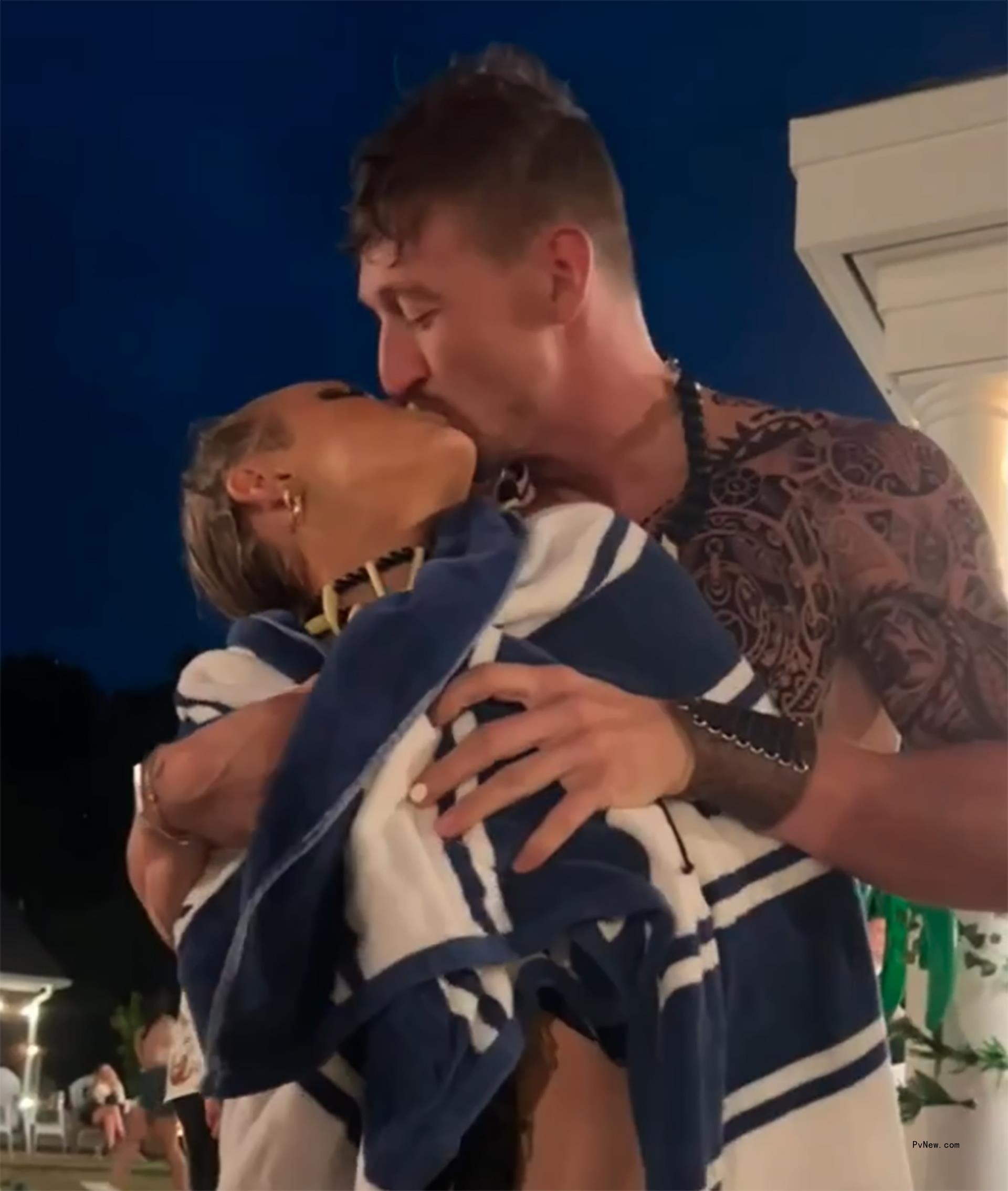 Sam Feher and Kory Keefer kissing