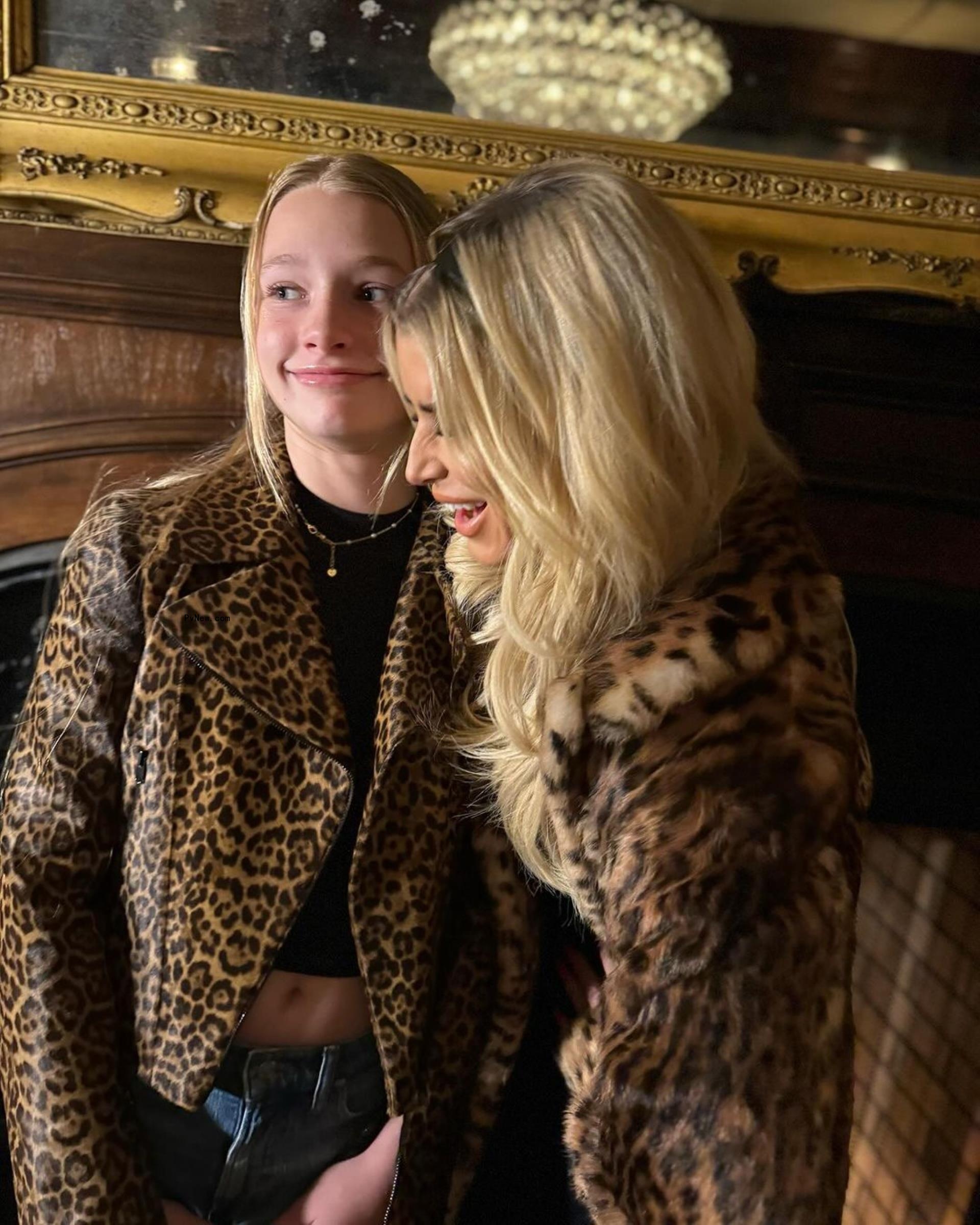 Jessica Simpson and her daughter Maxwell