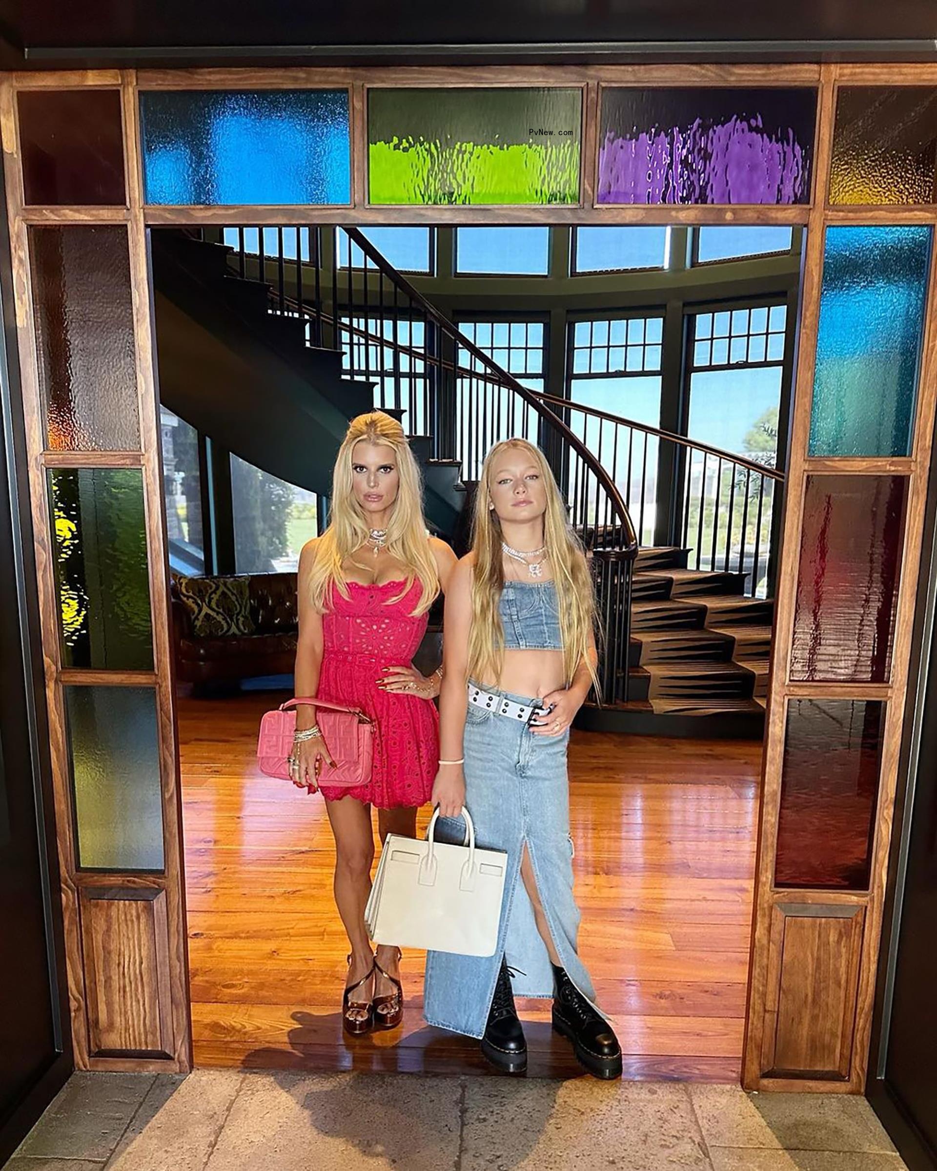 Jessica Simpson with her daughter Maxwell.