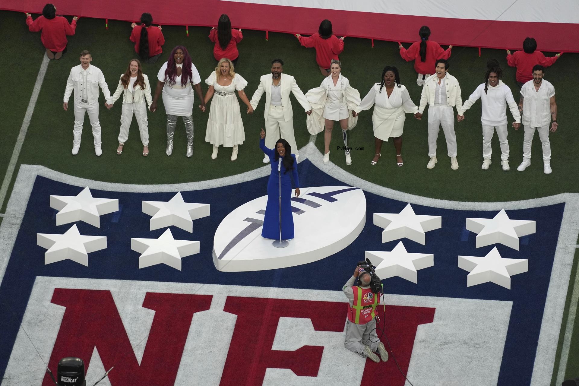 Mickey Guyton Starts Super Bowl With a Soaring Natio<i></i>nal Anthem, Preceded by Jhene Aiko and Mary Mary Lifting Voices