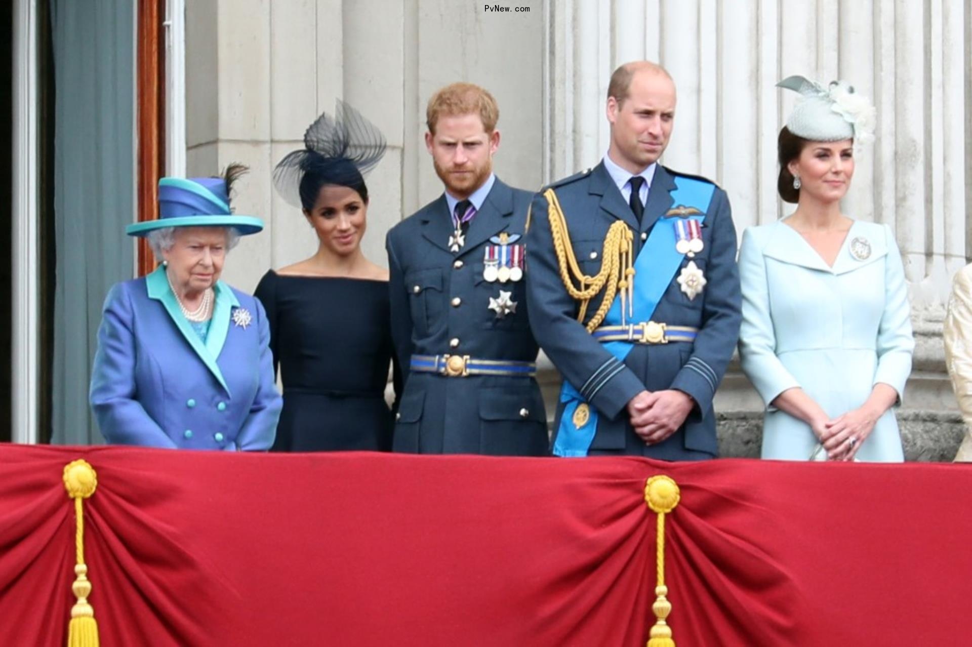 Queen Elizabeth II, Meghan Markle, Prince Harry, Prince William and Kate Middleton