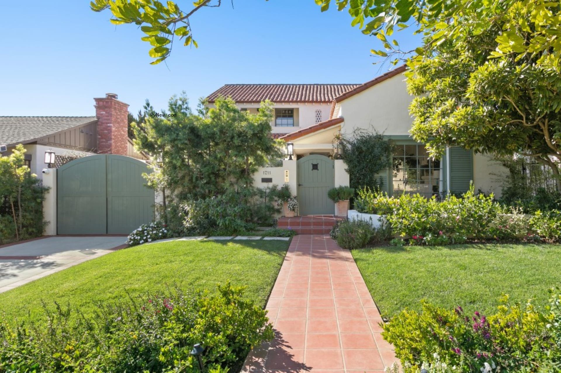 Interior of Emma Stone's Los Angeles home